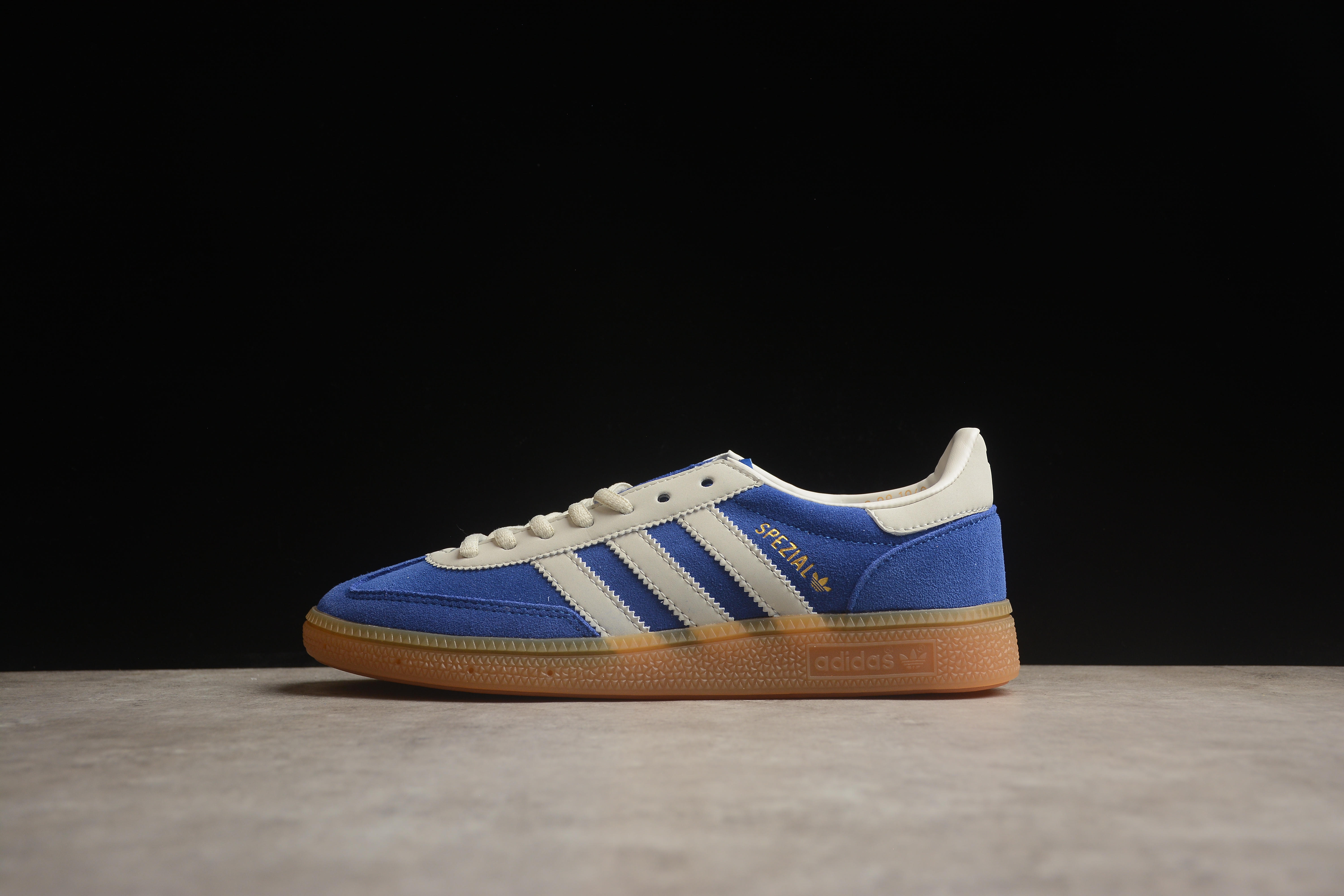 Handball Spezial 025