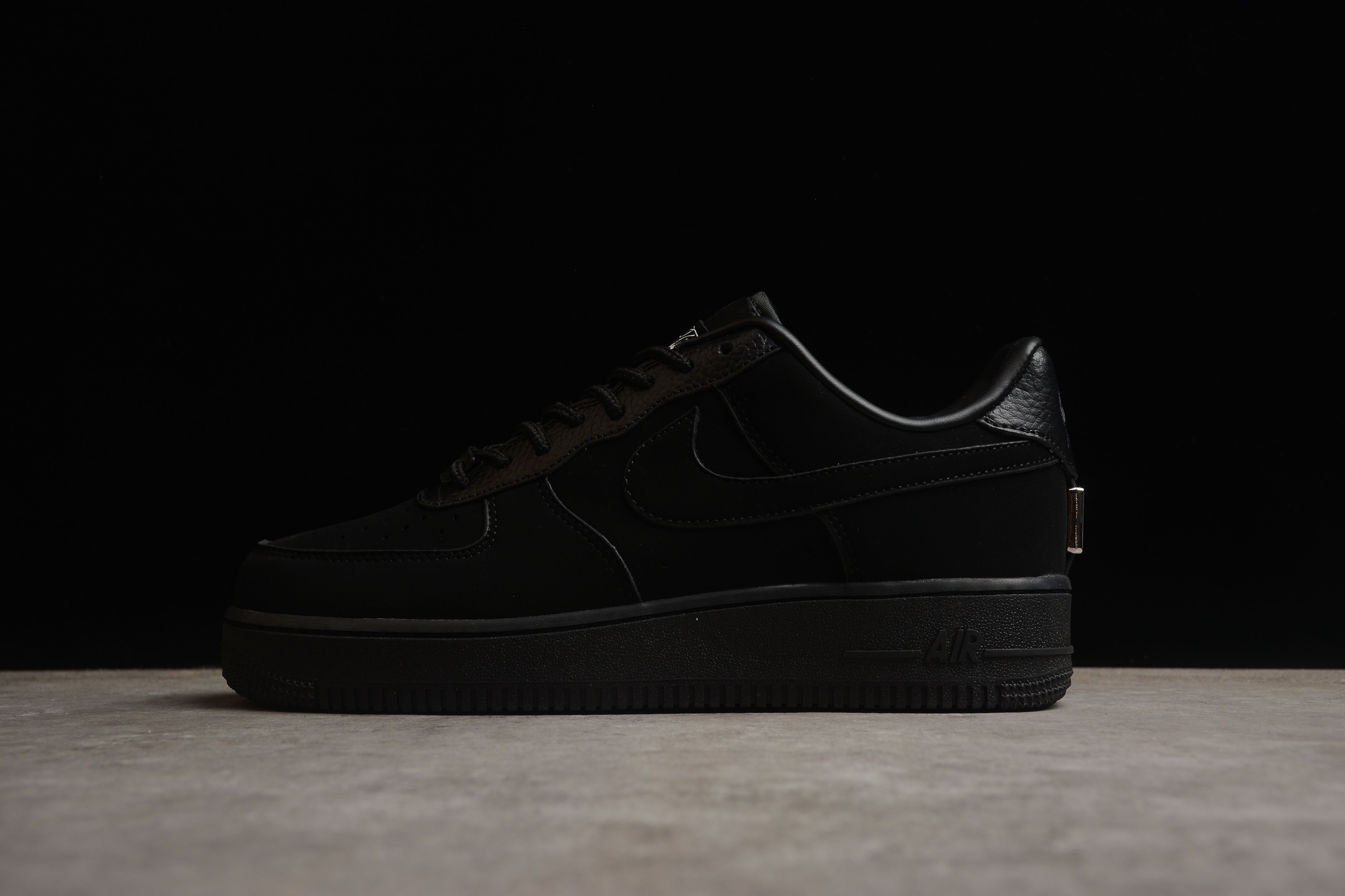 TIFFANY & CO. X Air Force 1 Low 072