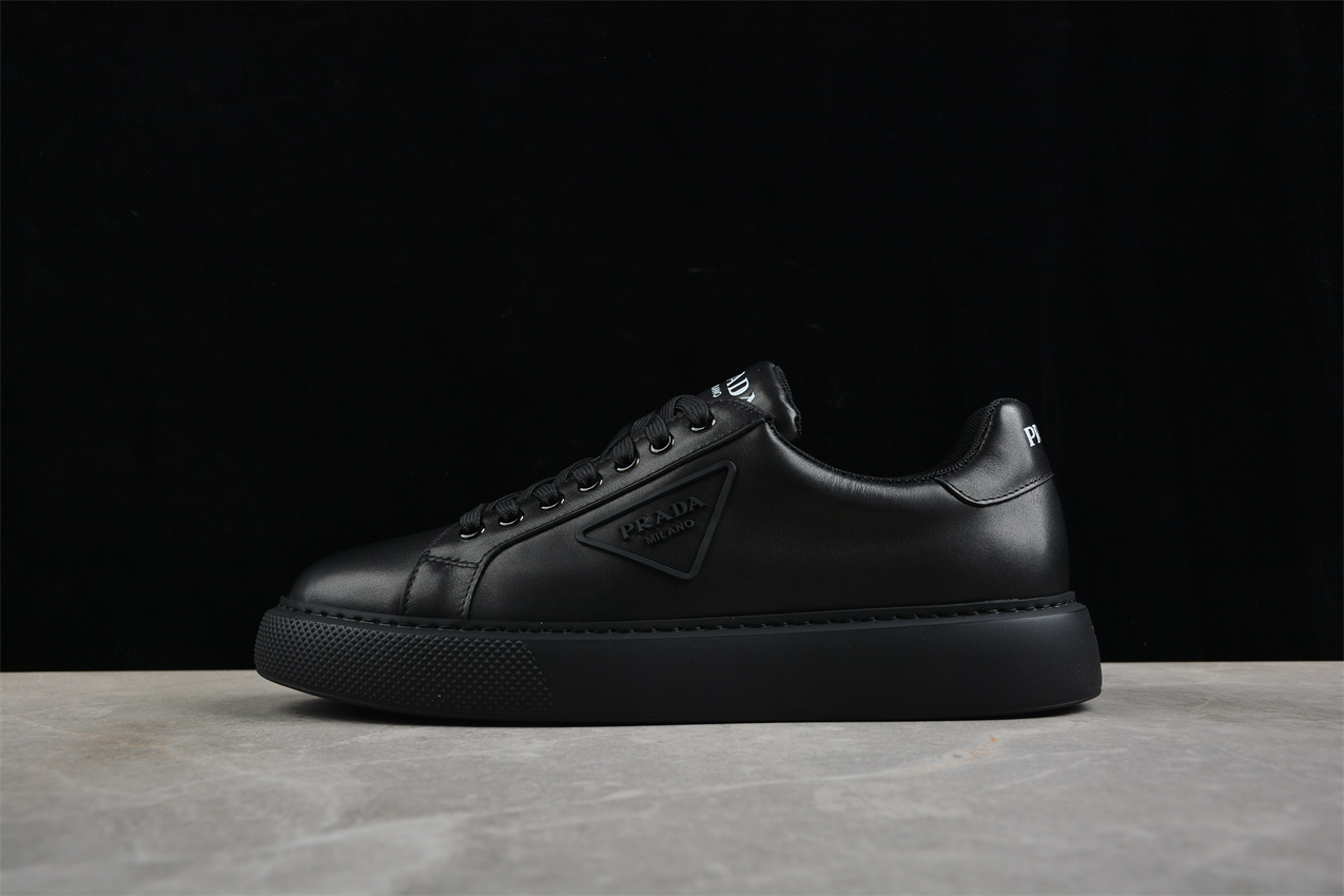 Prada Sneakers Low 101