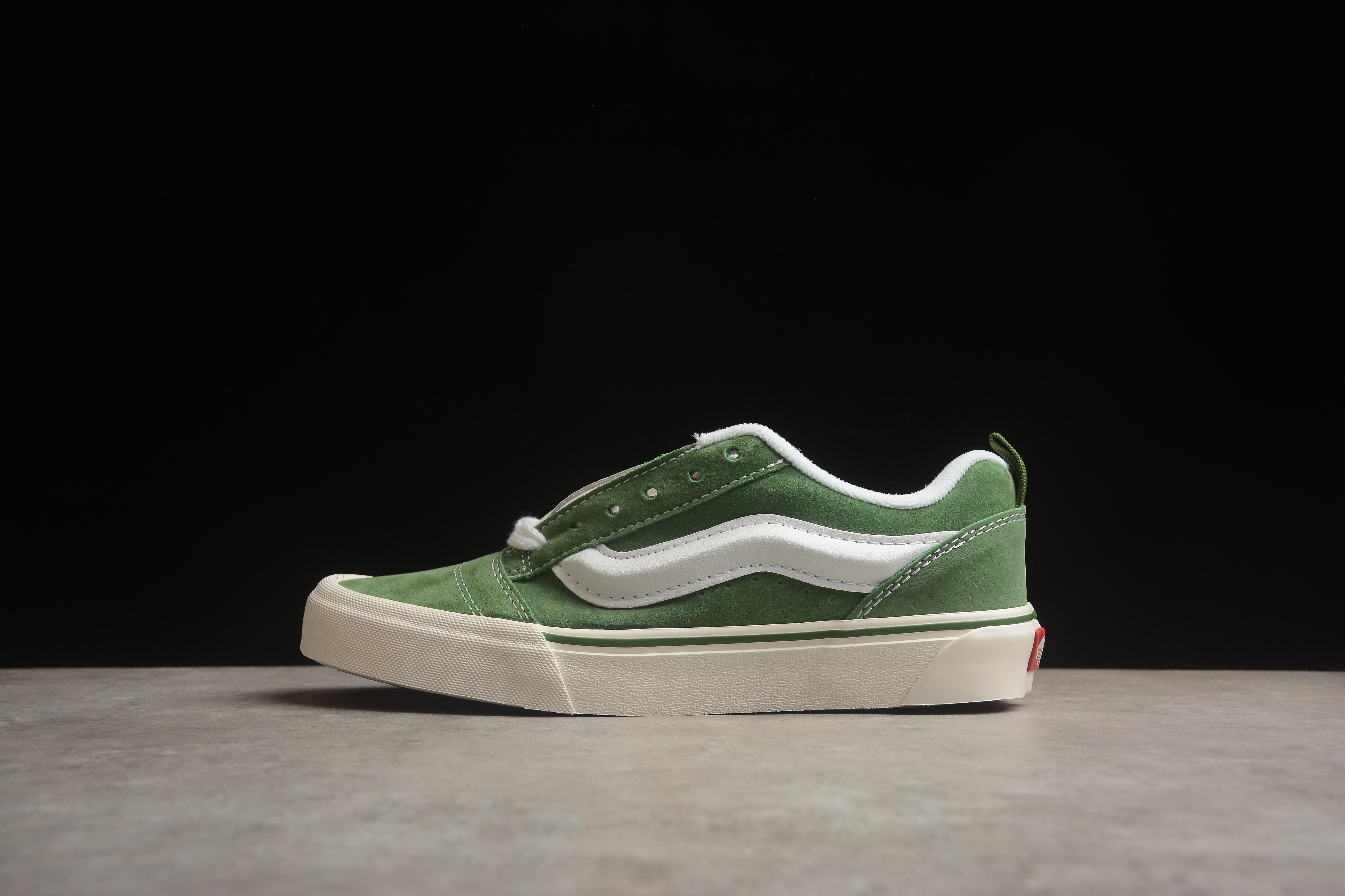 Vans Classics Knu Skool Sneakers127