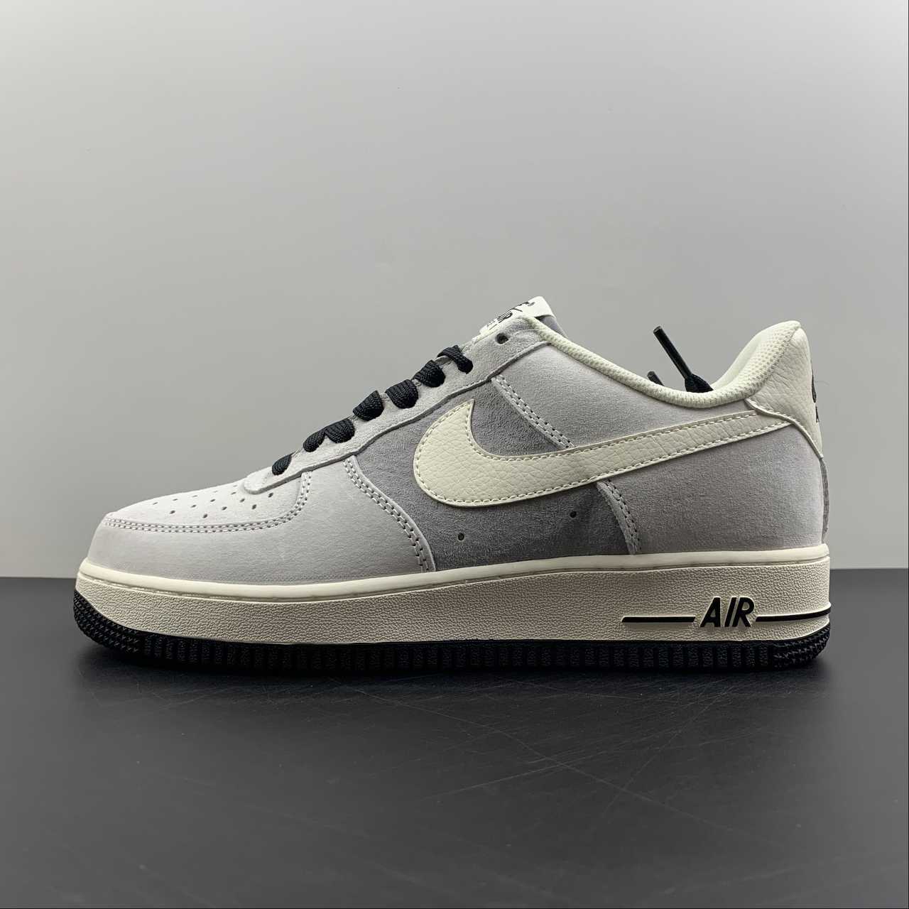 NIKE AIR FORCE 1 Shoes
