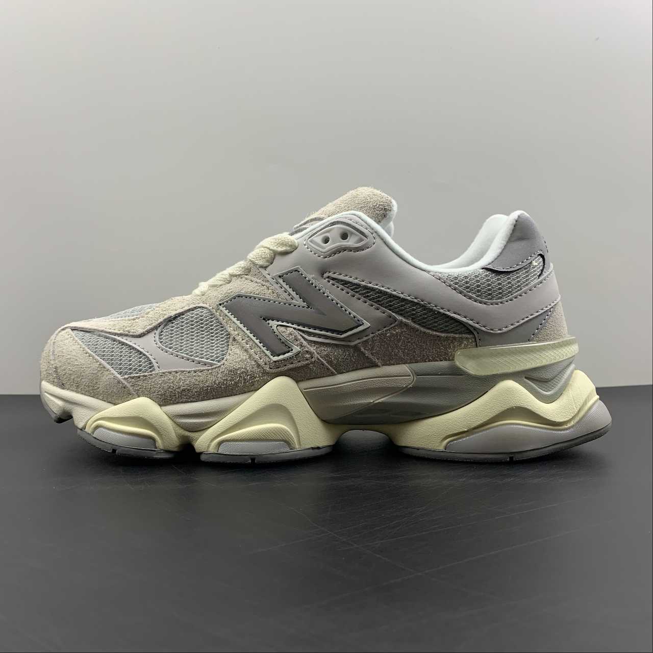 New Balance 9060 Runing Shoes U9060LNY
