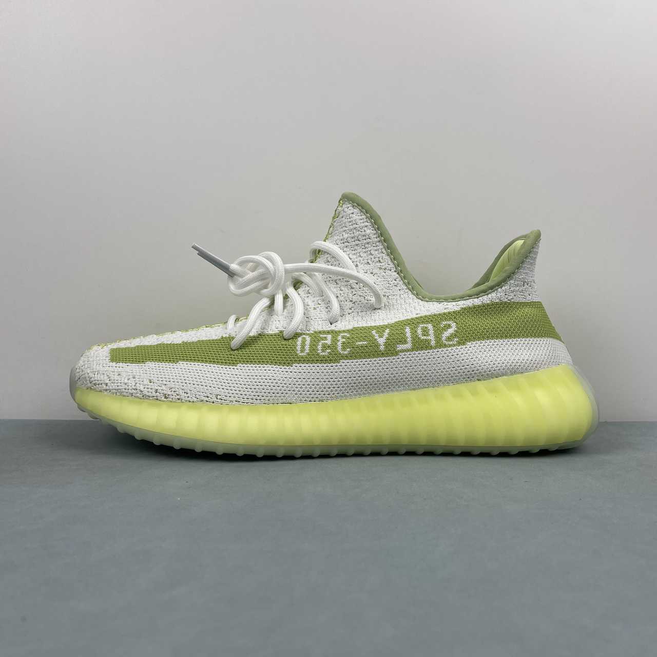 Adidas Yeezy 350 V2 Runing Shoes