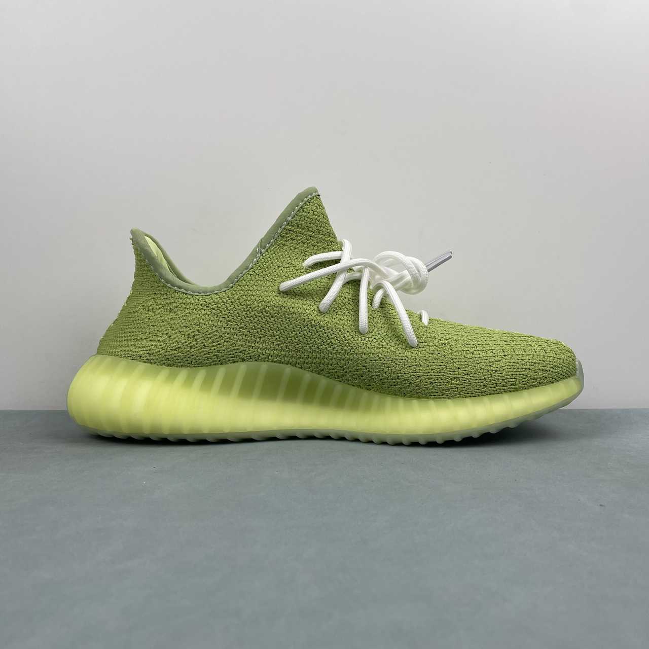 Adidas Yeezy 350 V2 Runing Shoes