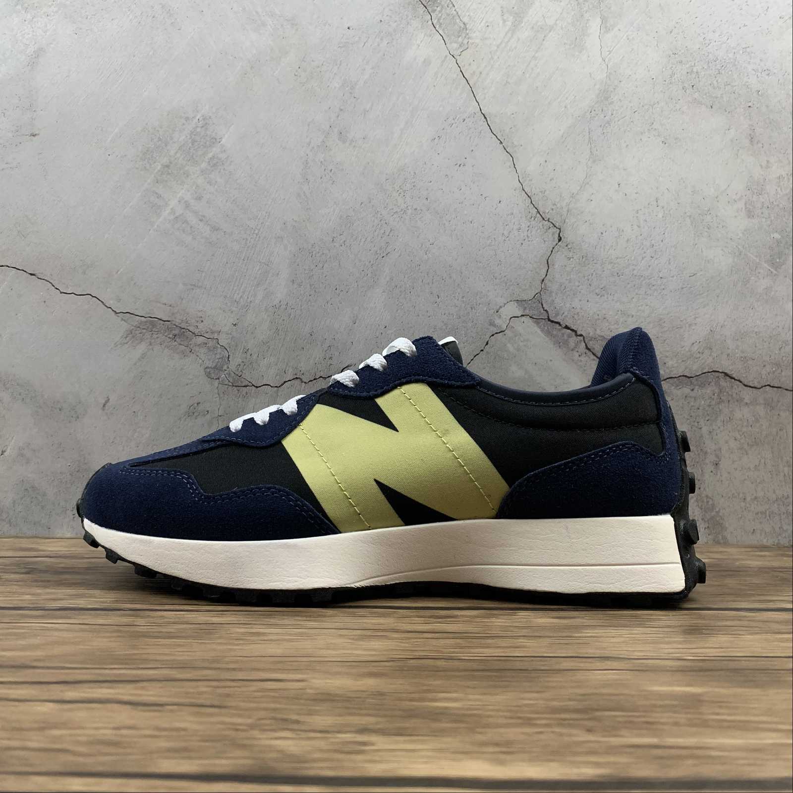 New Balance 327 Runing Shoes WS327CC
