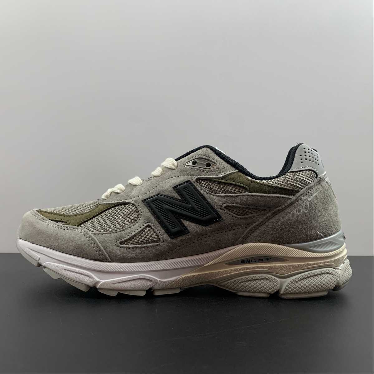 New Balance 990 Runing Shoes M990J3