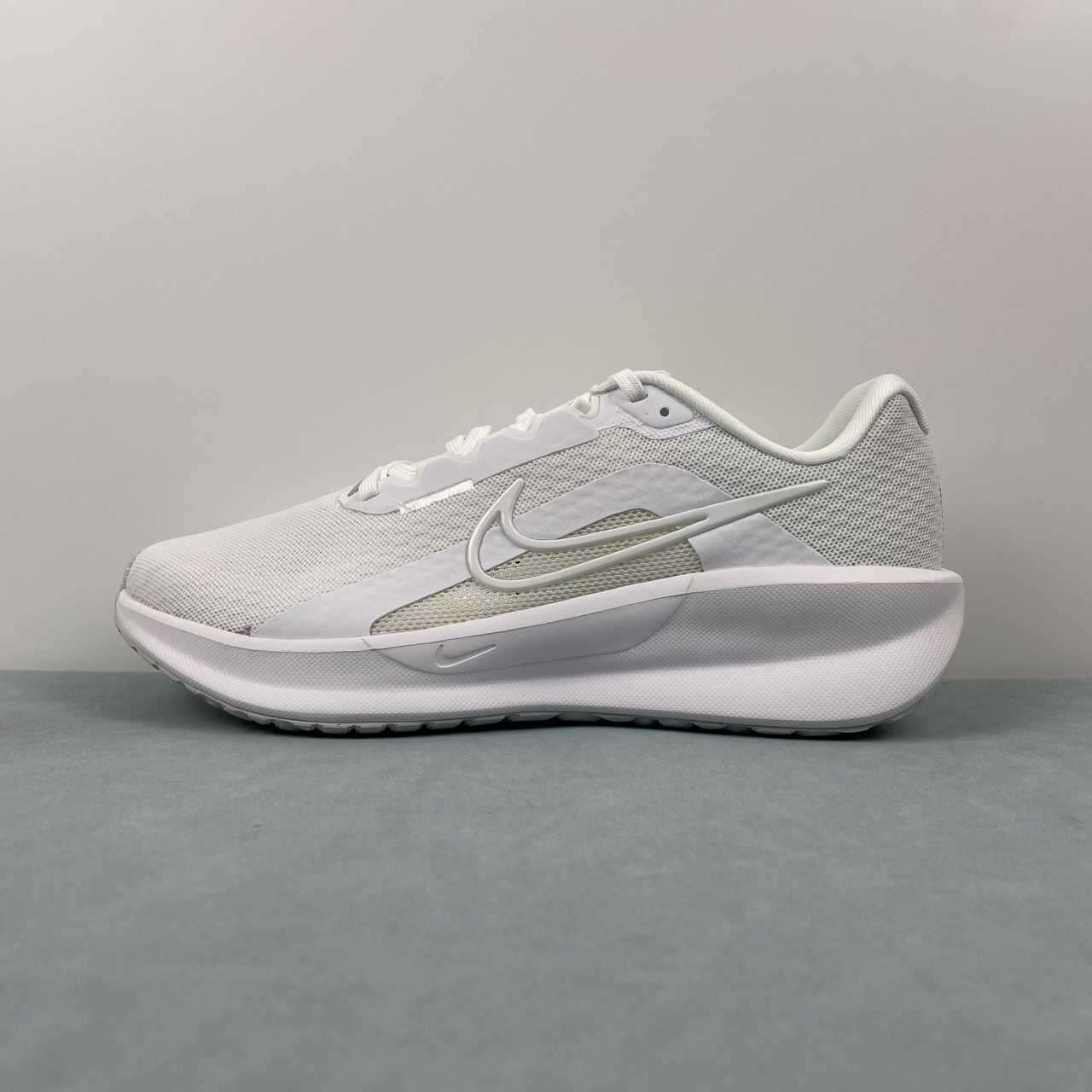 Nike DOWNSHIFTER 13 Runing Shoes