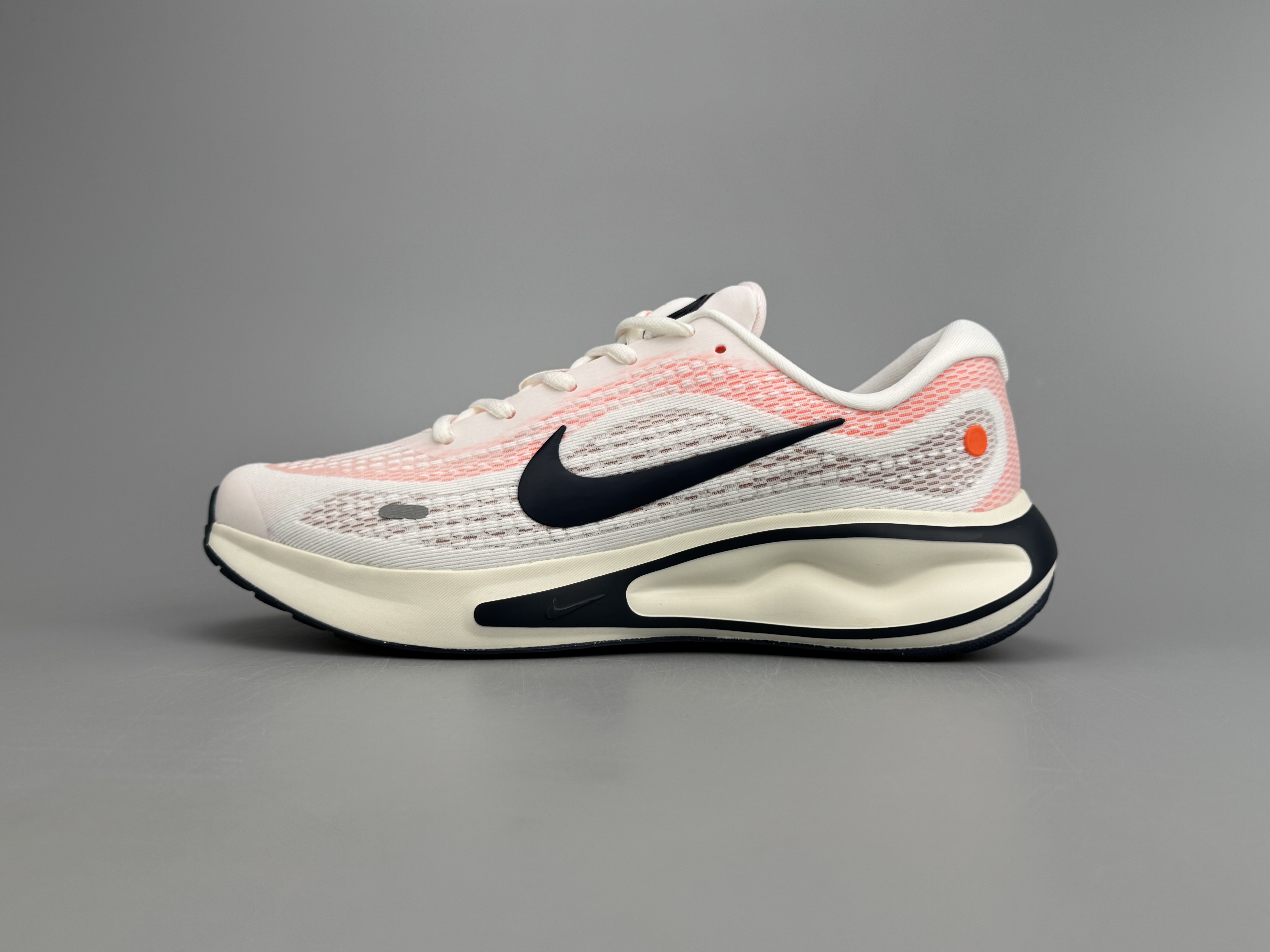 Nike Journey RunFN0228-100Runing Shoes