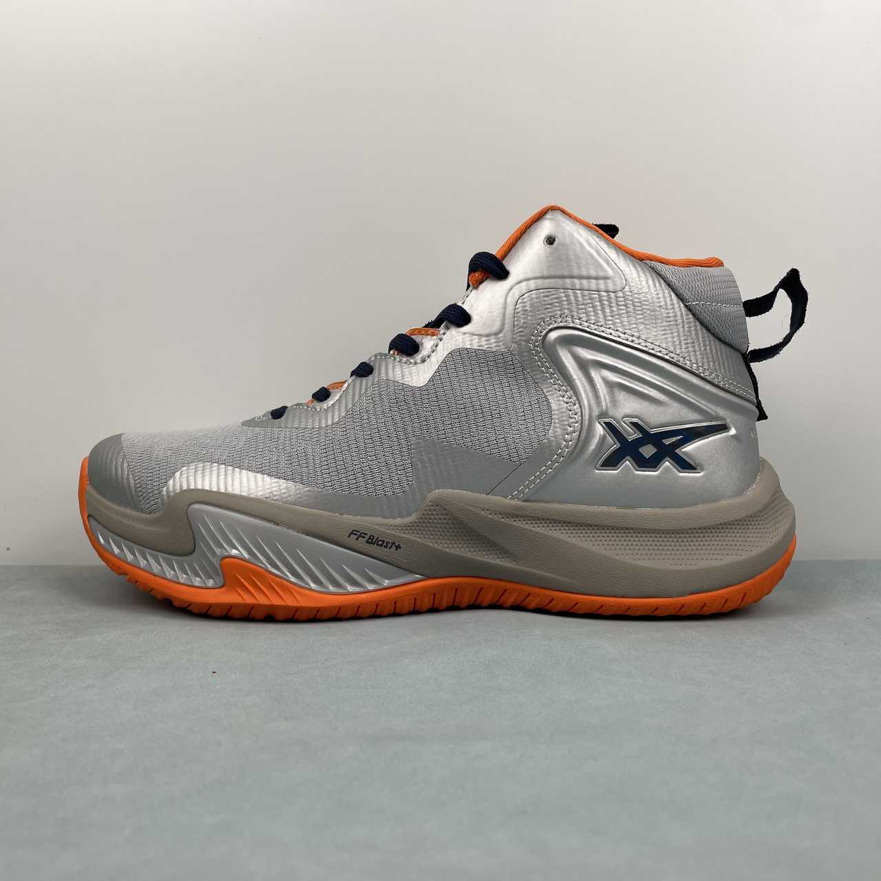 Asics NOVA SURGE 3 Runing Shoes