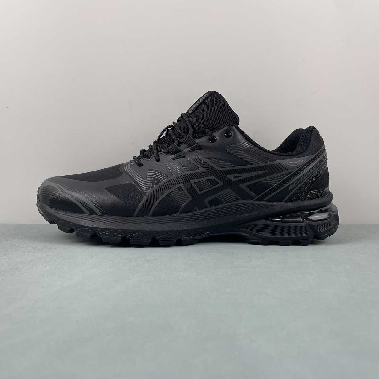 Asics GEL-TERRAIN Runing Shoes 1203A342-001