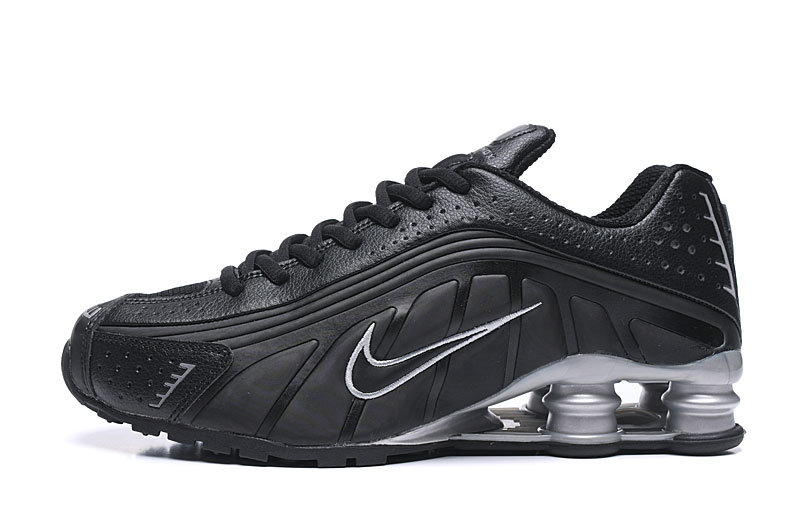 NIKE SHOXRuning Shoes