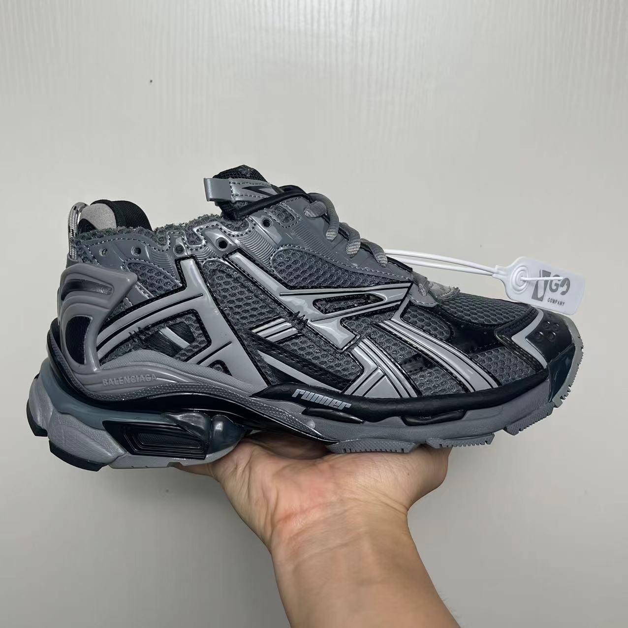 Balenciaga Runner 7.0 Running Shoes