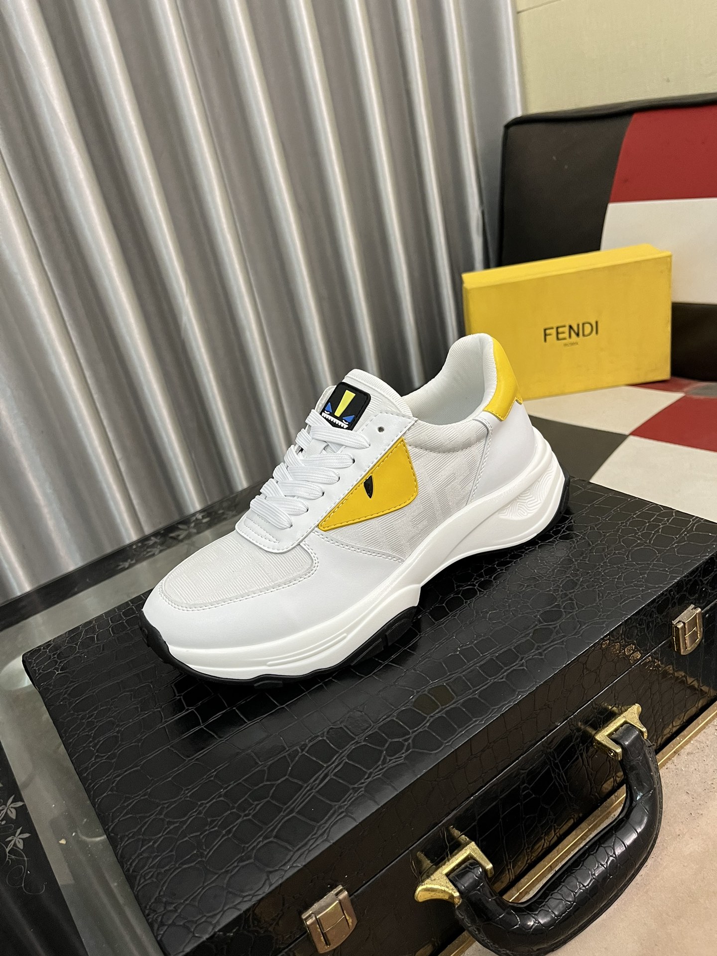 slippersRuning Shoes Fendi