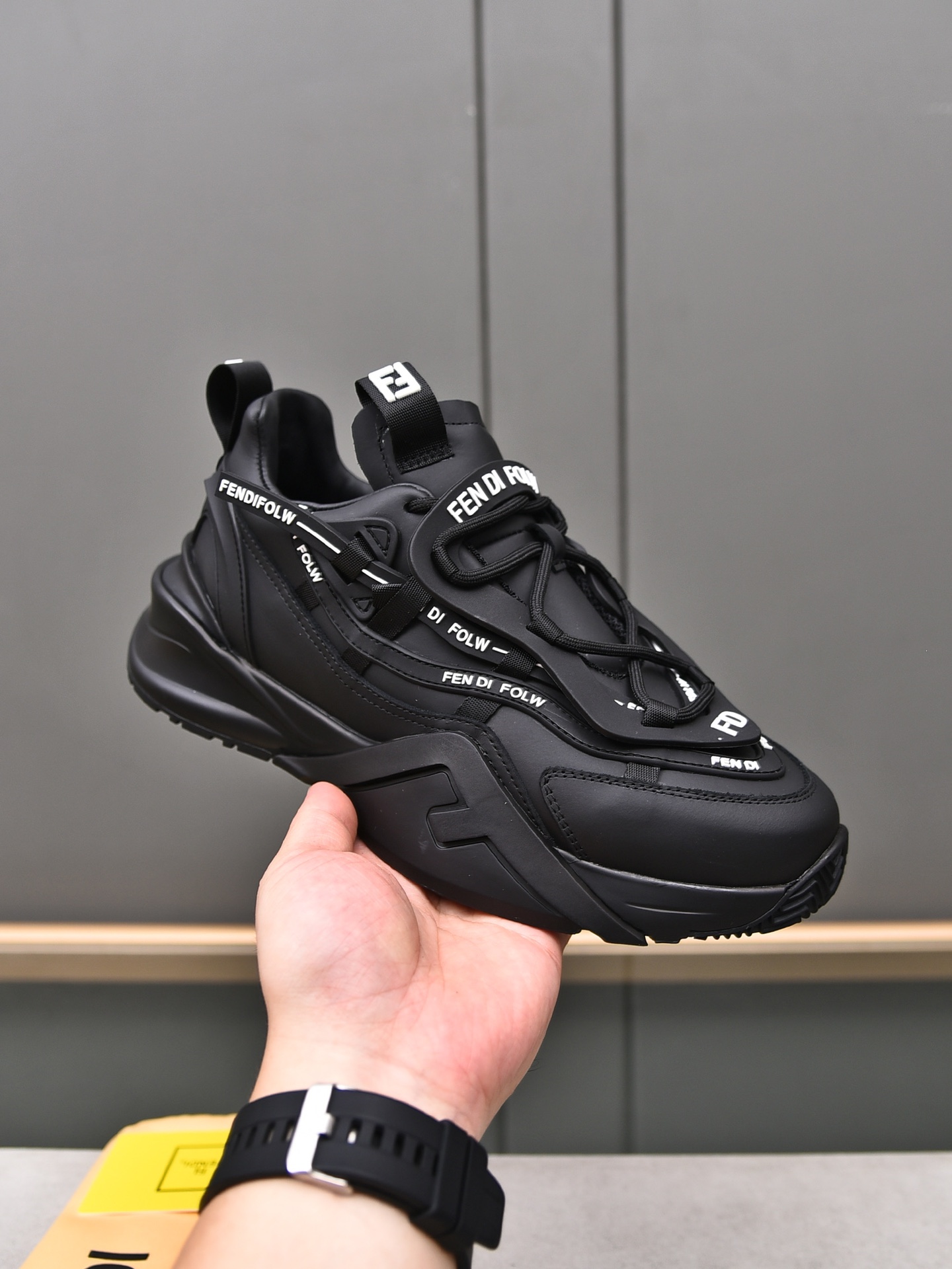 2025 new slippersRuning Shoes