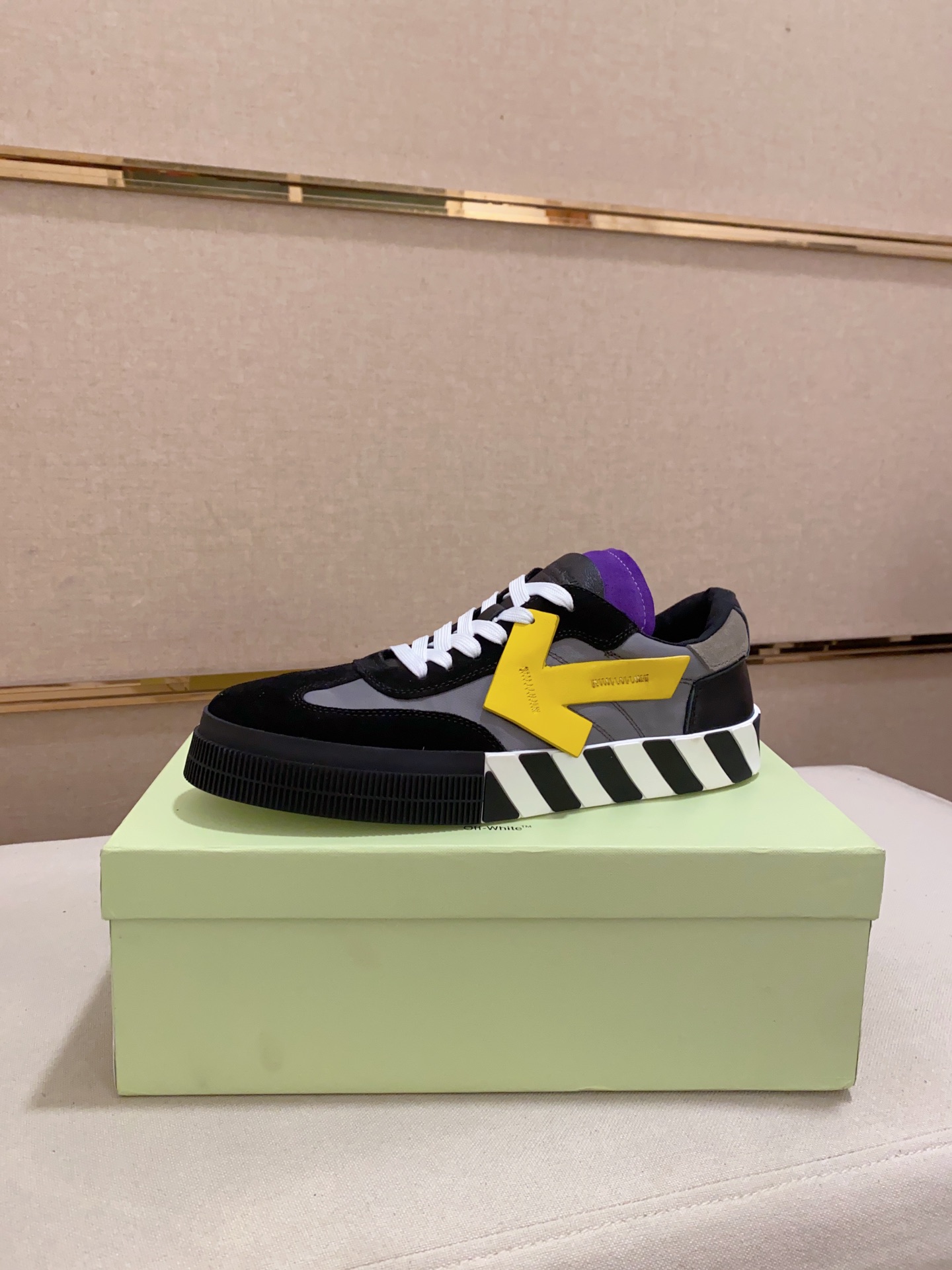 2025 new slippersRuning Shoes