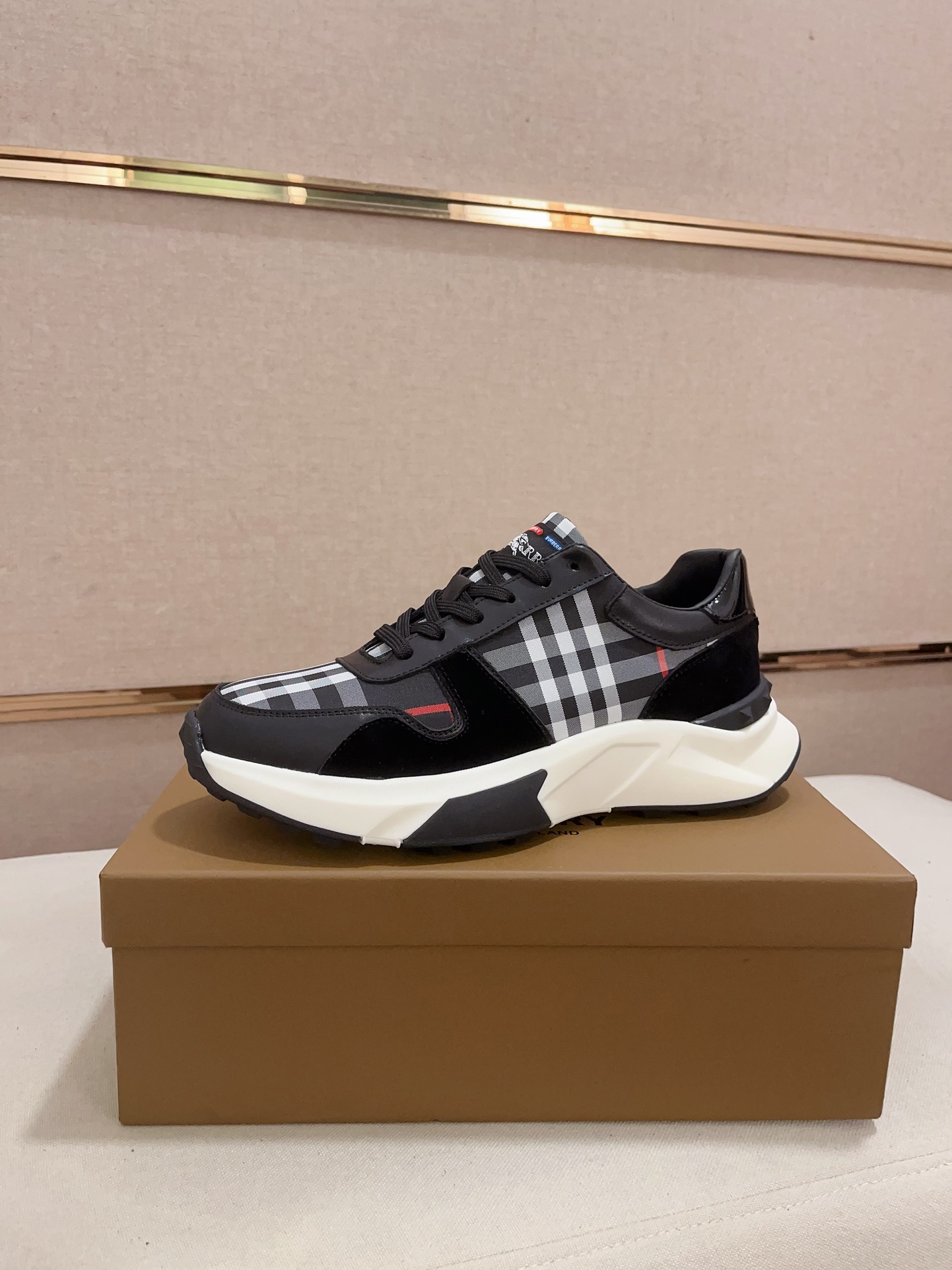 2025 new slippersRuning Shoes