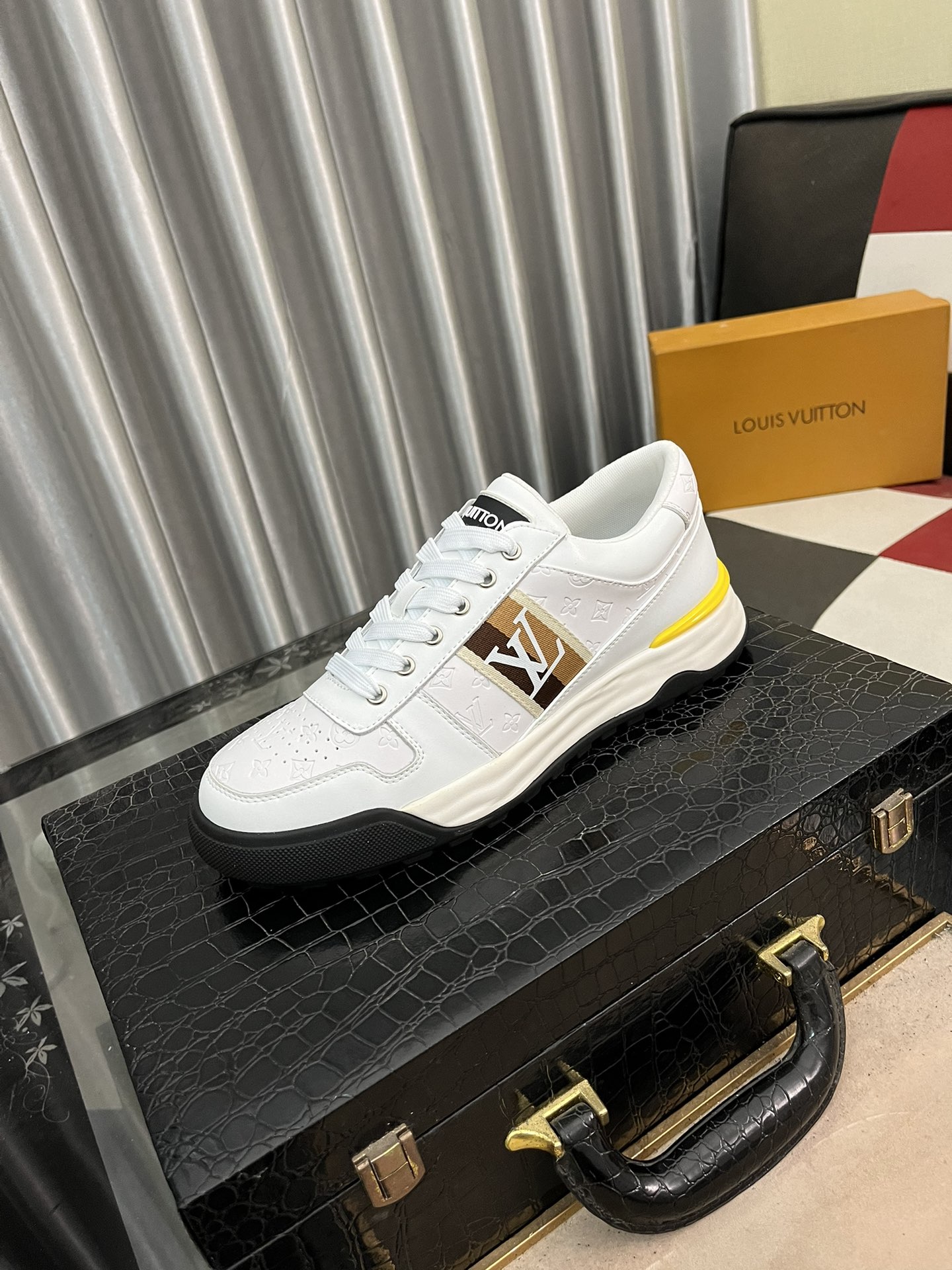 2025 new slippersRuning Shoes