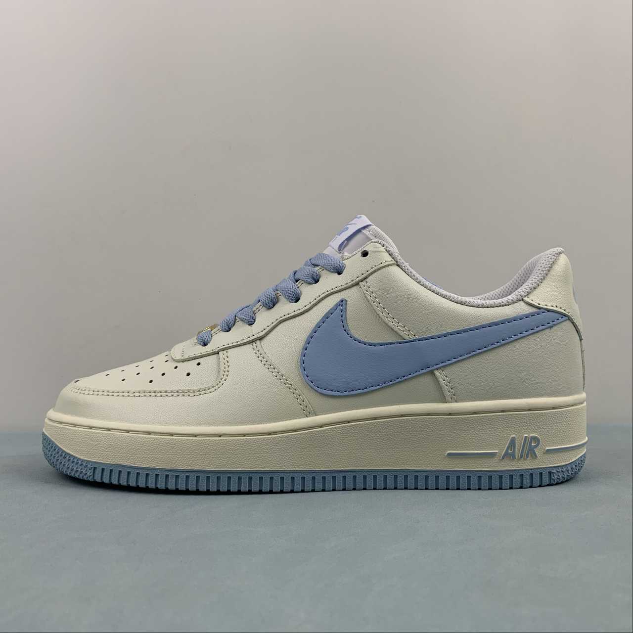 Nike Air Force 1 Shoes