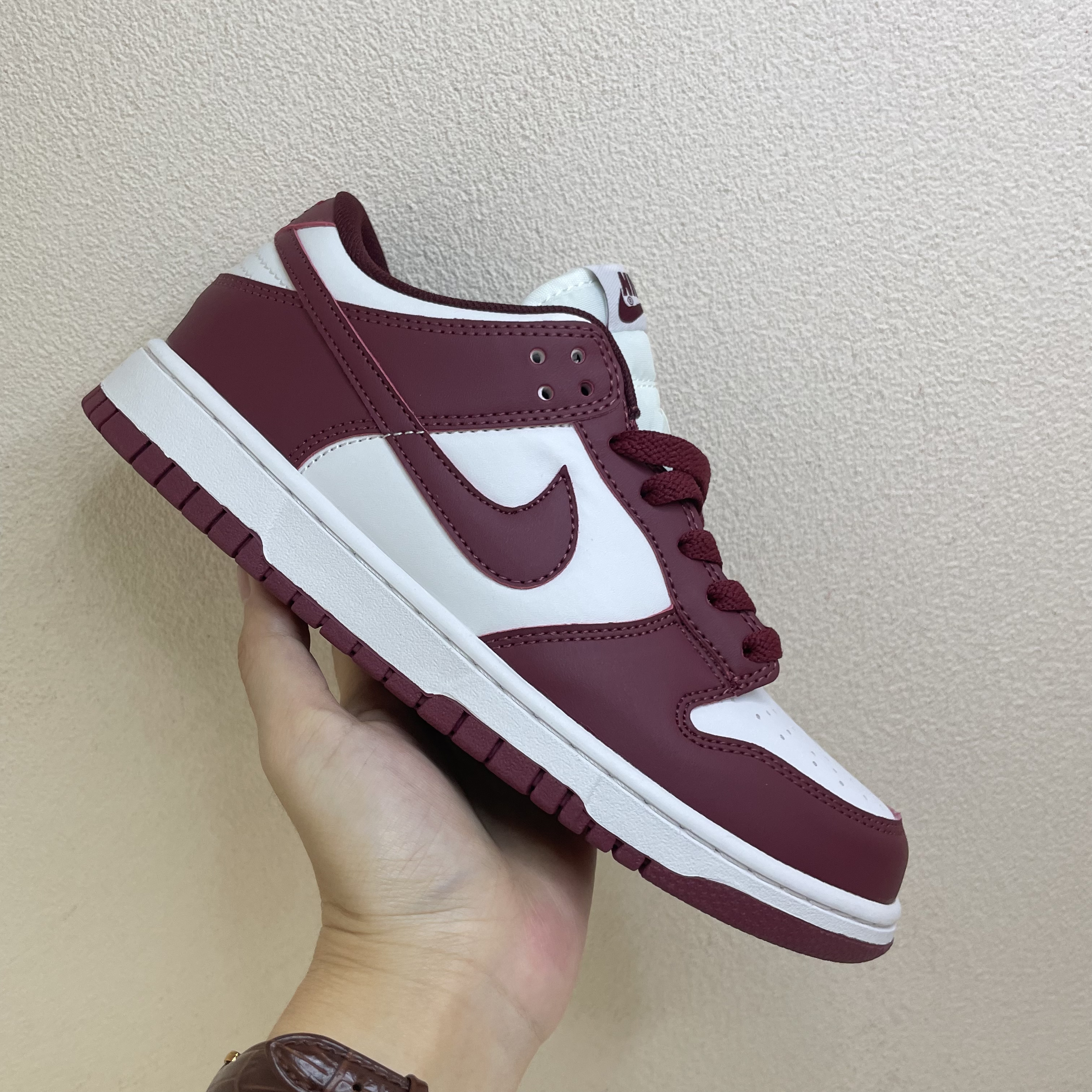 Nike SB Dunk Running Shoes