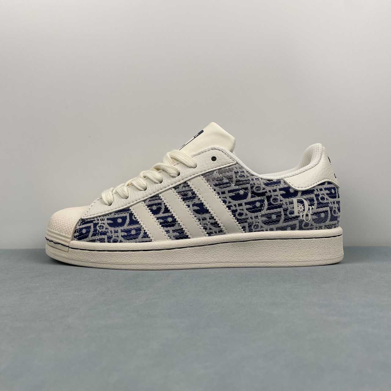 Adidas SUPERSTAR Sneakers