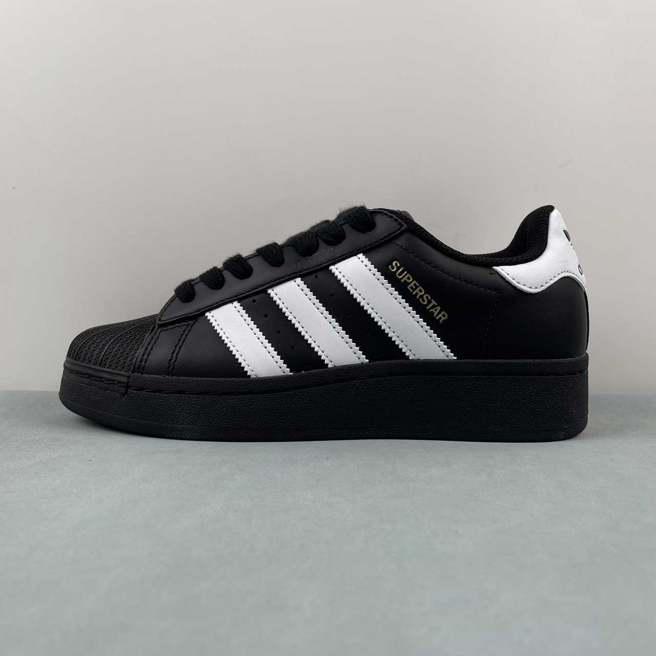 Adidas SUPERSTAR Sneakers