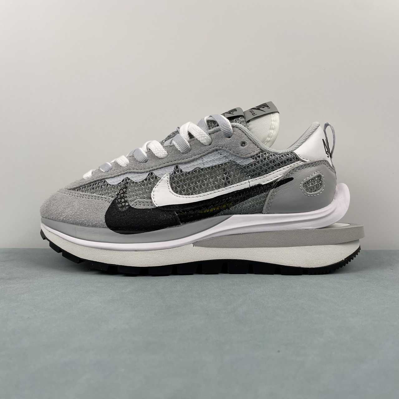 Nike Ldwaffle Sacai Runing Shoes