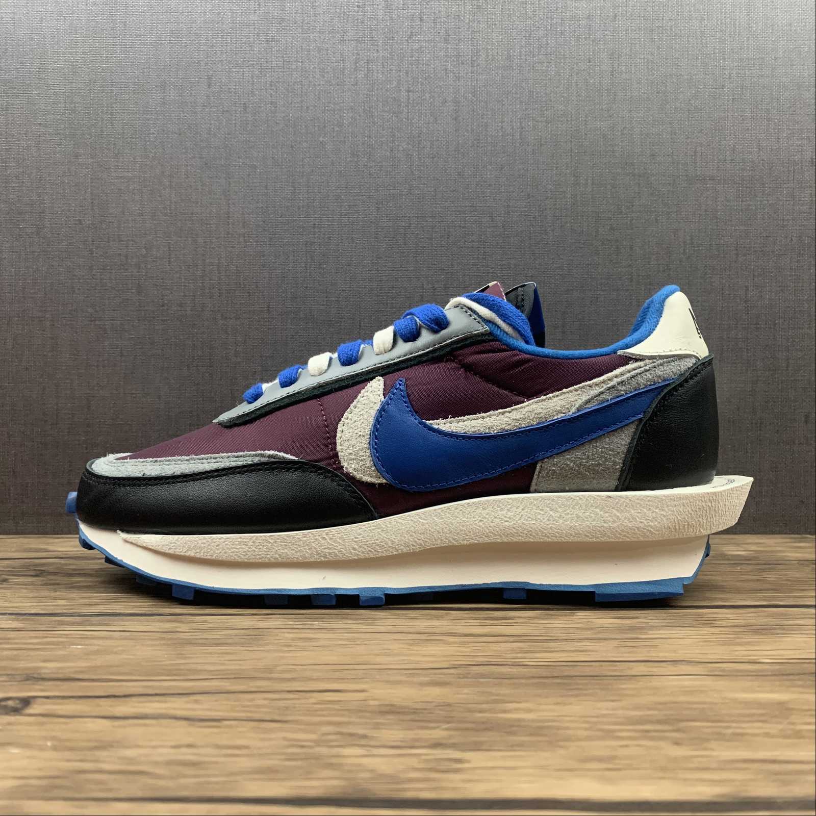 Nike LDWaffle night maroon and team royal Sacai x Runing Shoes