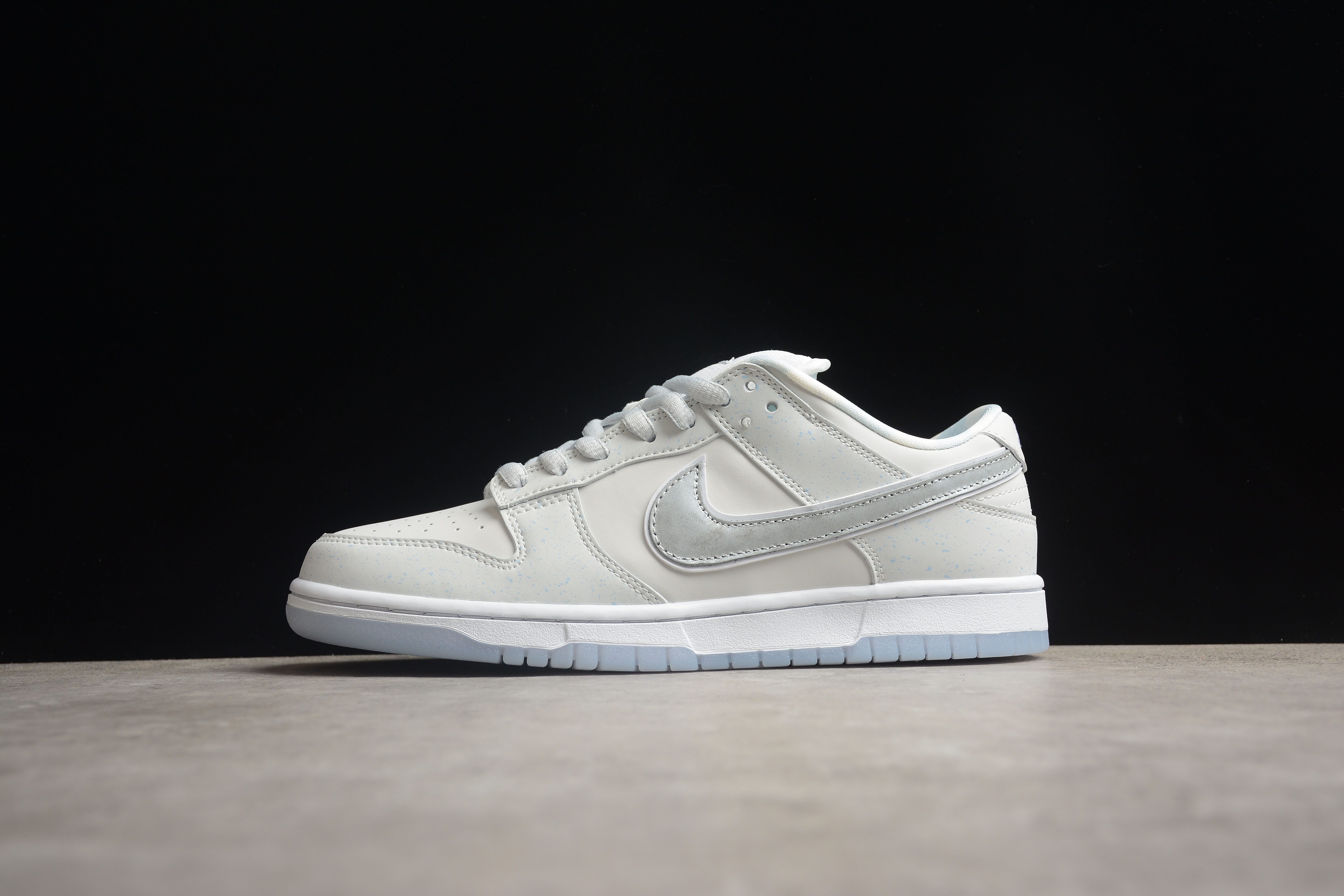 Concepts x NK SB Dunk Low Shoes