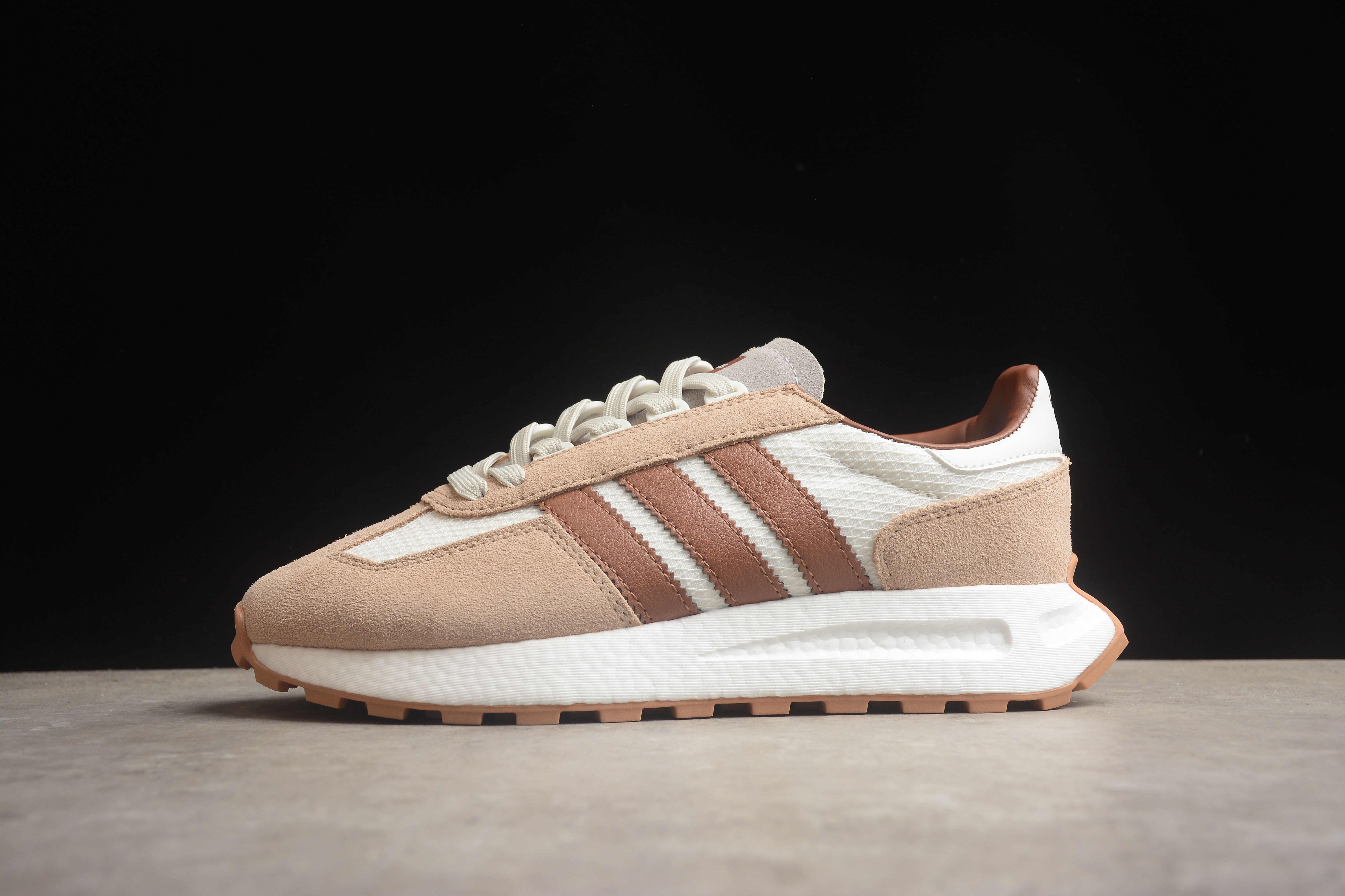 AD Retropy E5 IH5188 Shoes