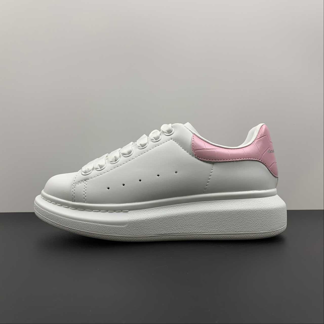 Alexander McQueen Runing Shoes