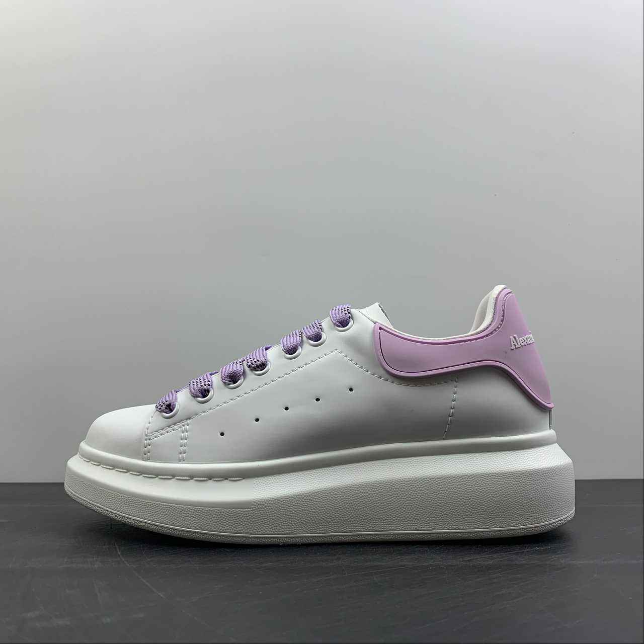 Alexander McQueen Runing Shoes