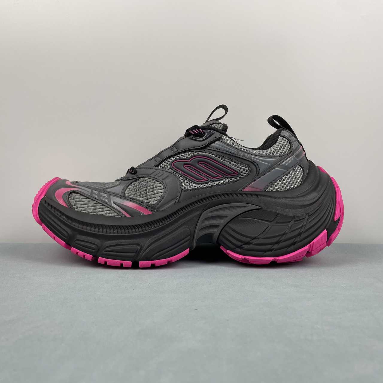 D Balenciaga retro dad shoes