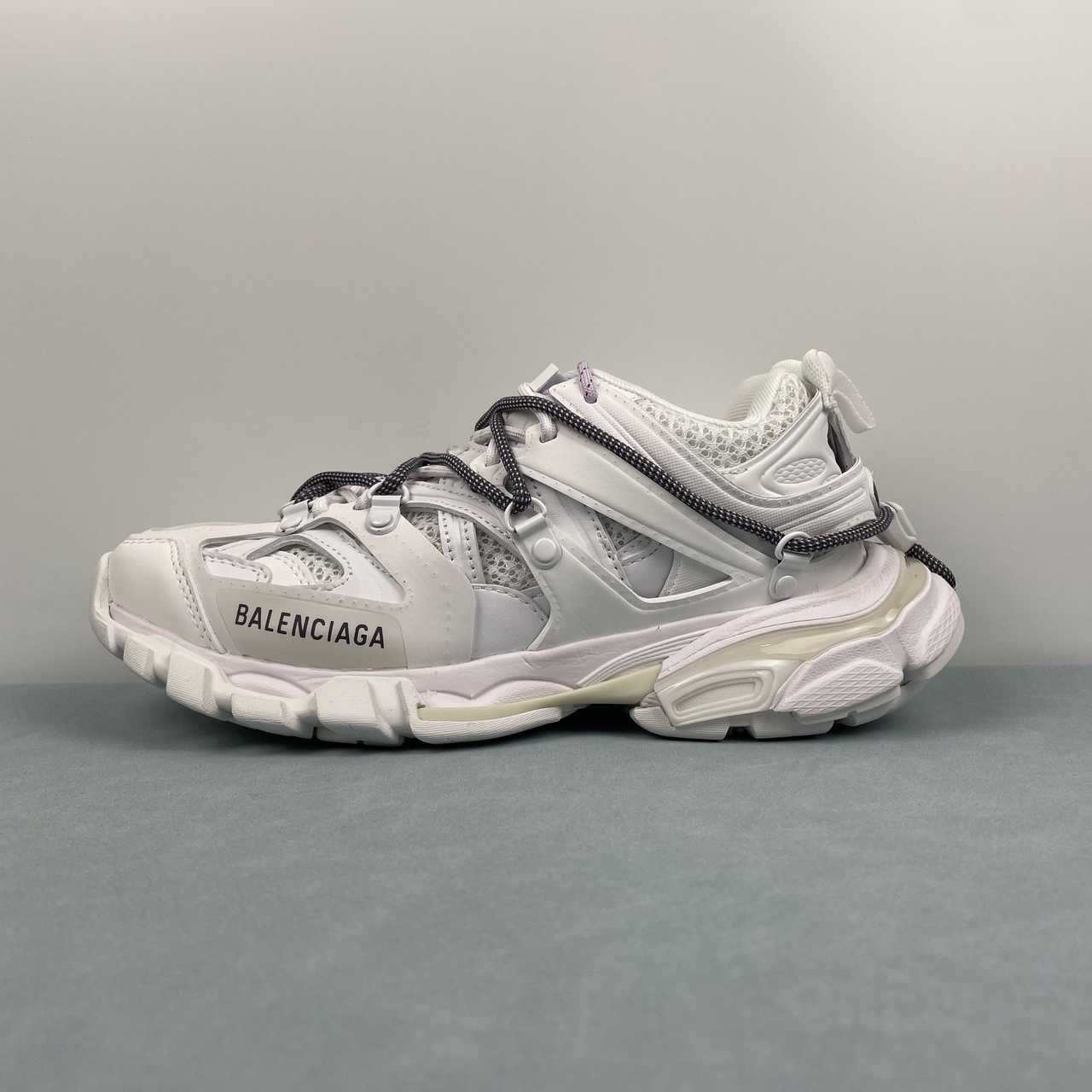 X Balenciaga retro dad shoes