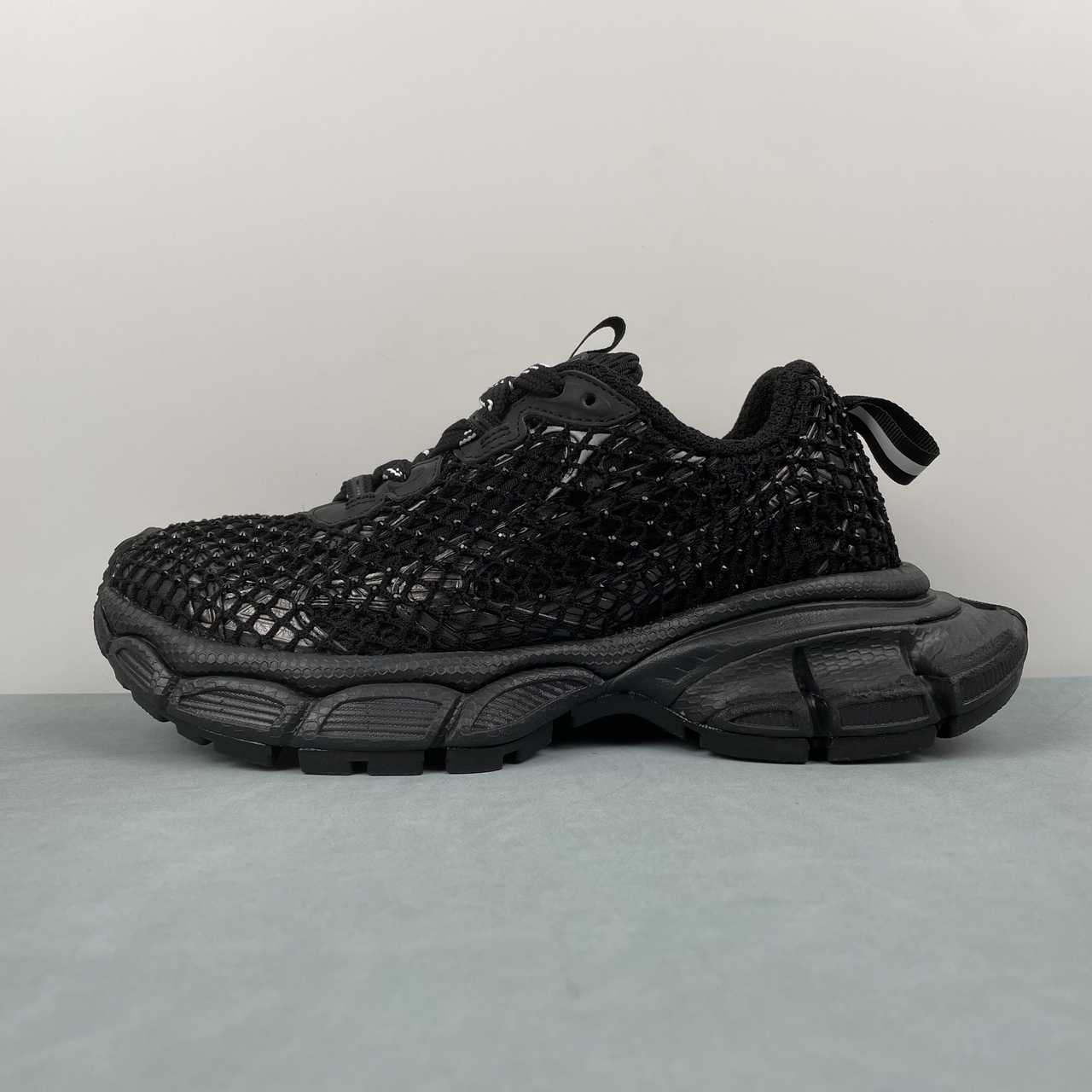 D Balenciaga retro dad shoes