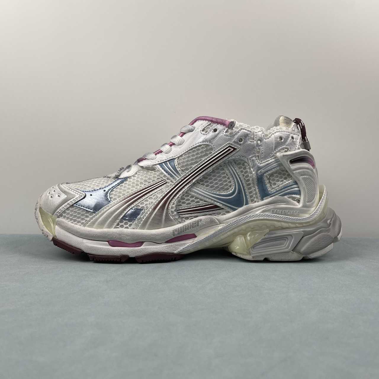 D Balenciaga retro dad shoes