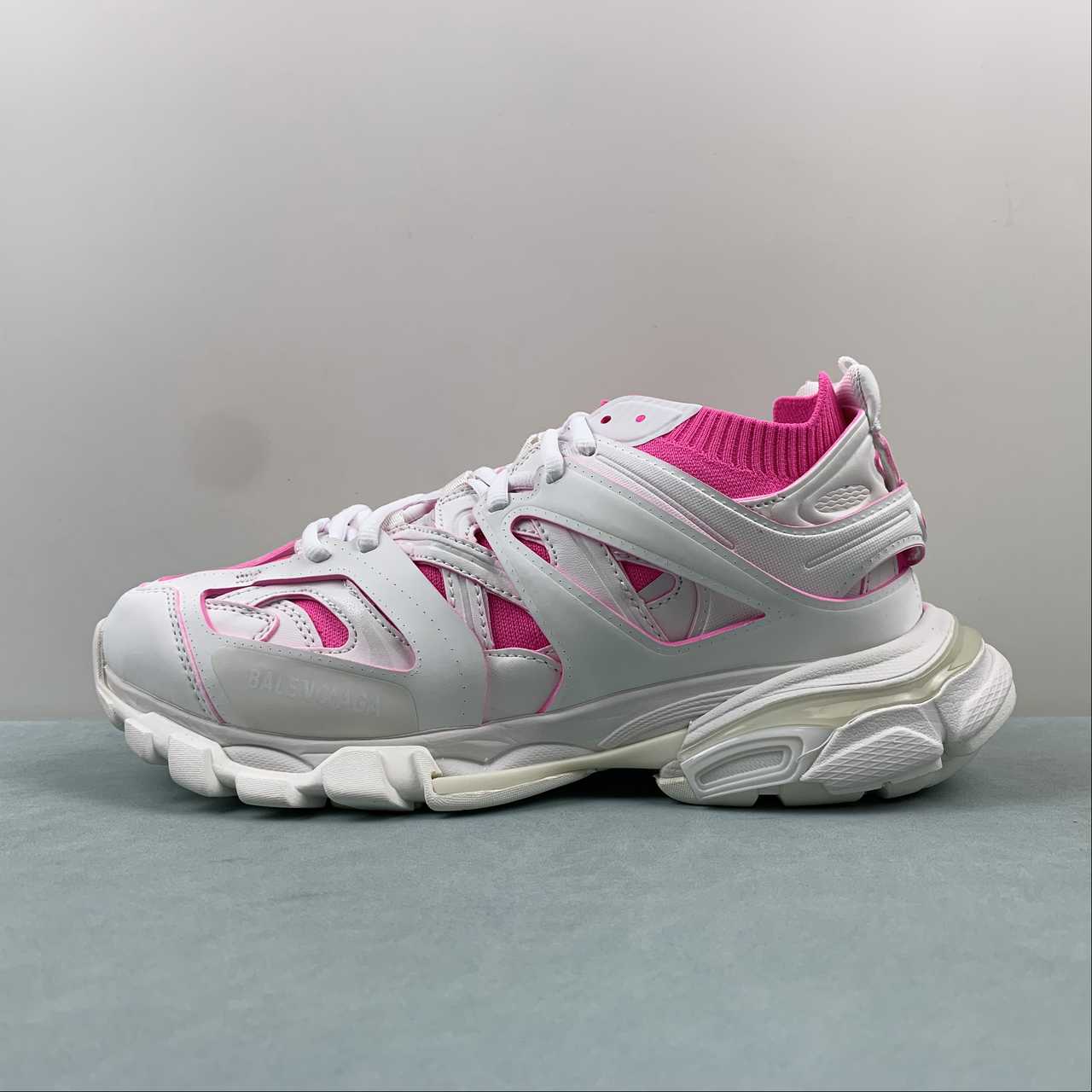 D Balenciaga retro dad shoes