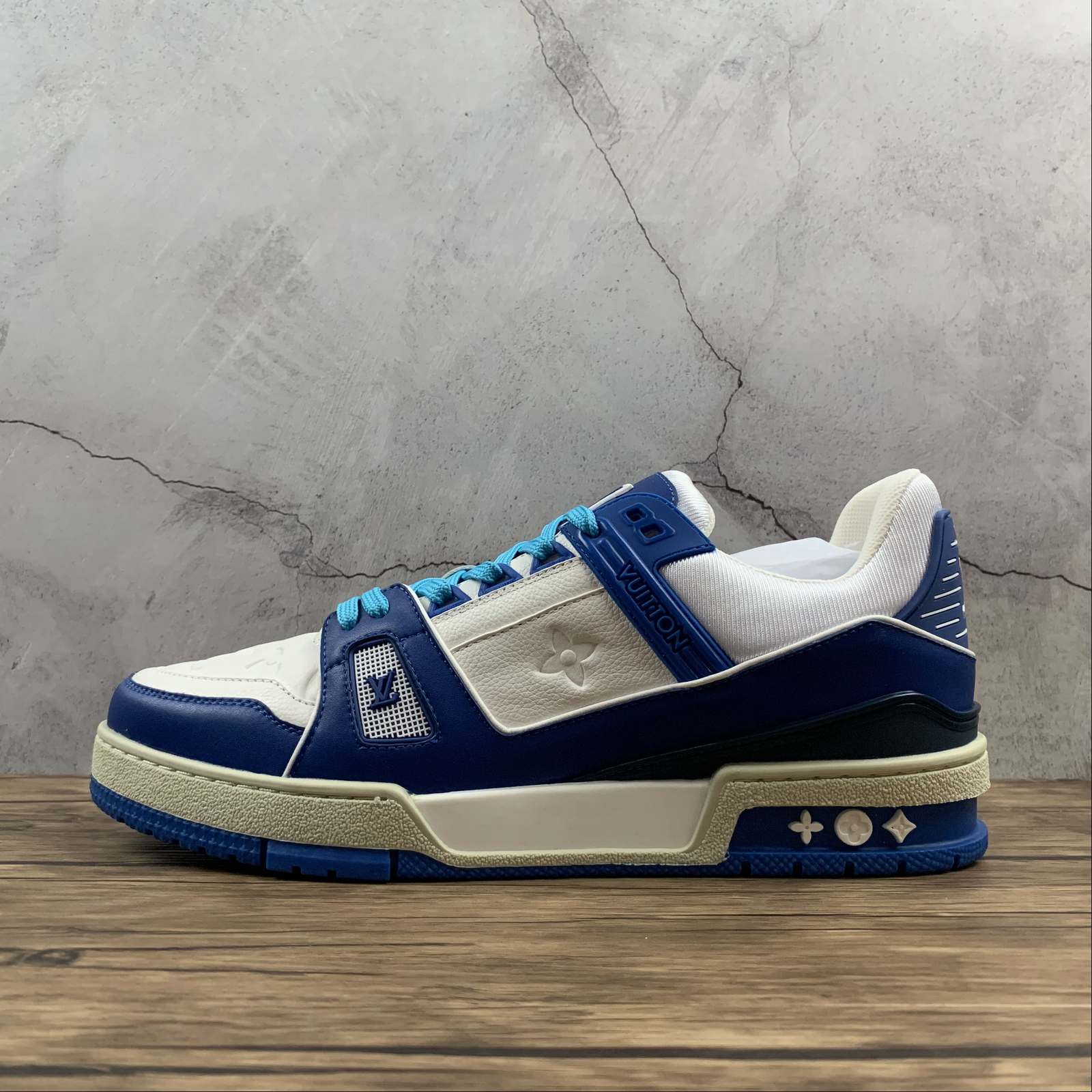 LOUIS VUITTON Trainer Shoes