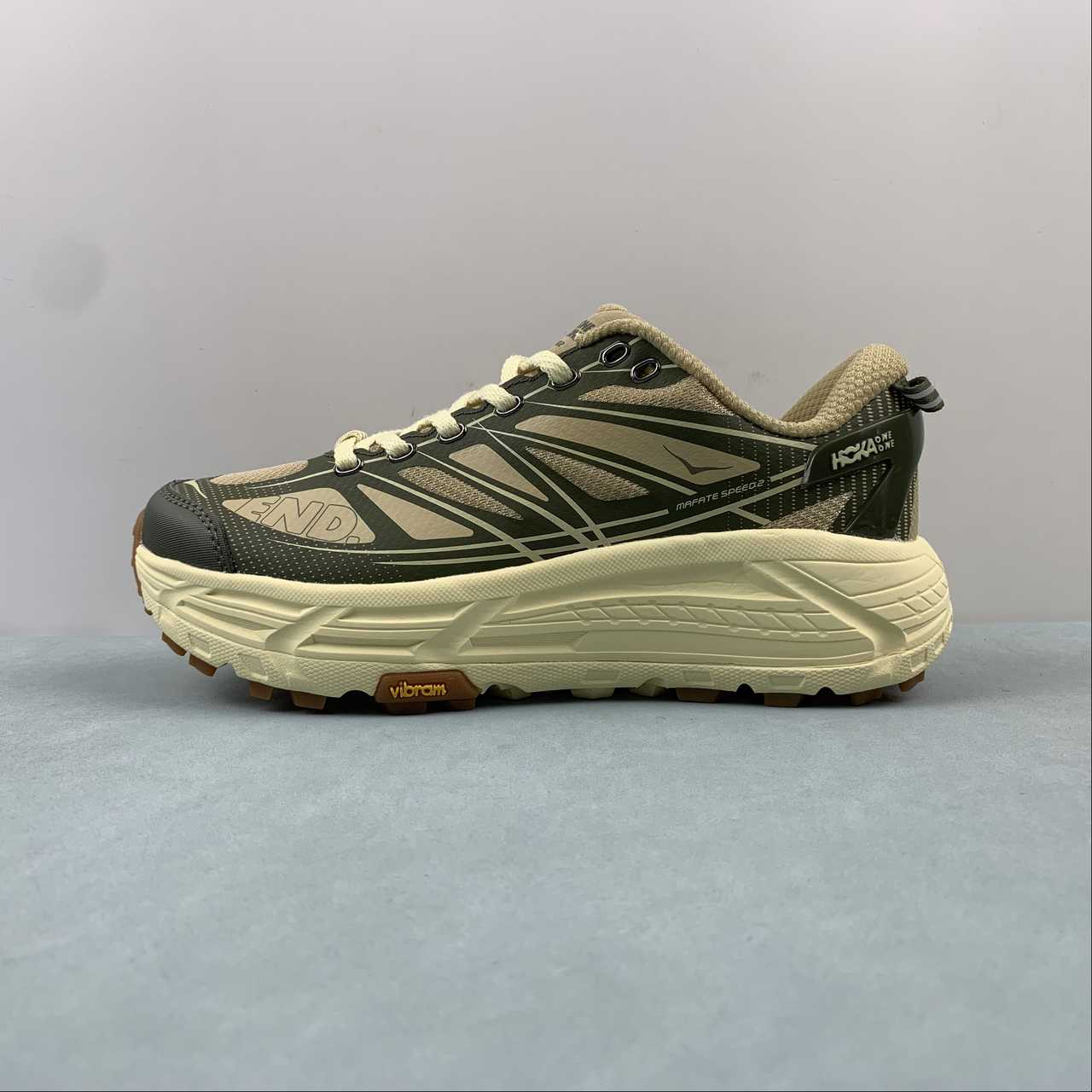 HOKA ONE ONE Runing Shoes