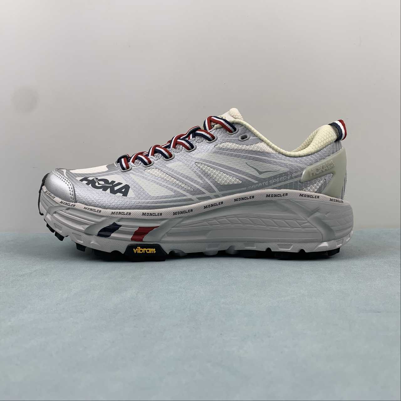 HOKA ONE ONE Runing Shoes