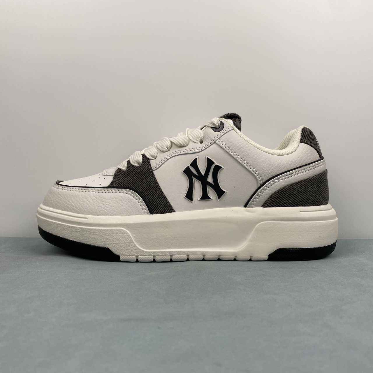 MLB NY Runing Shoes