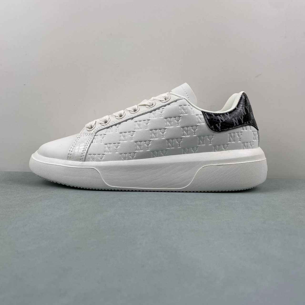 MLB NY Runing Shoes