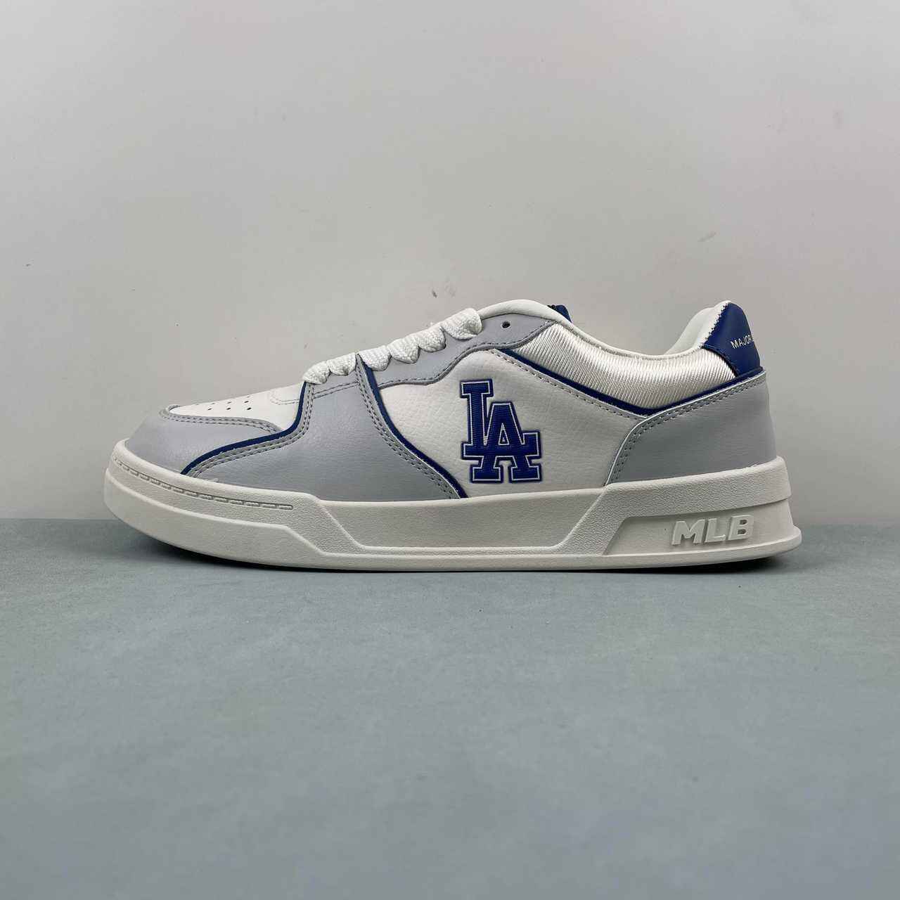 MLB NY Runing Shoes
