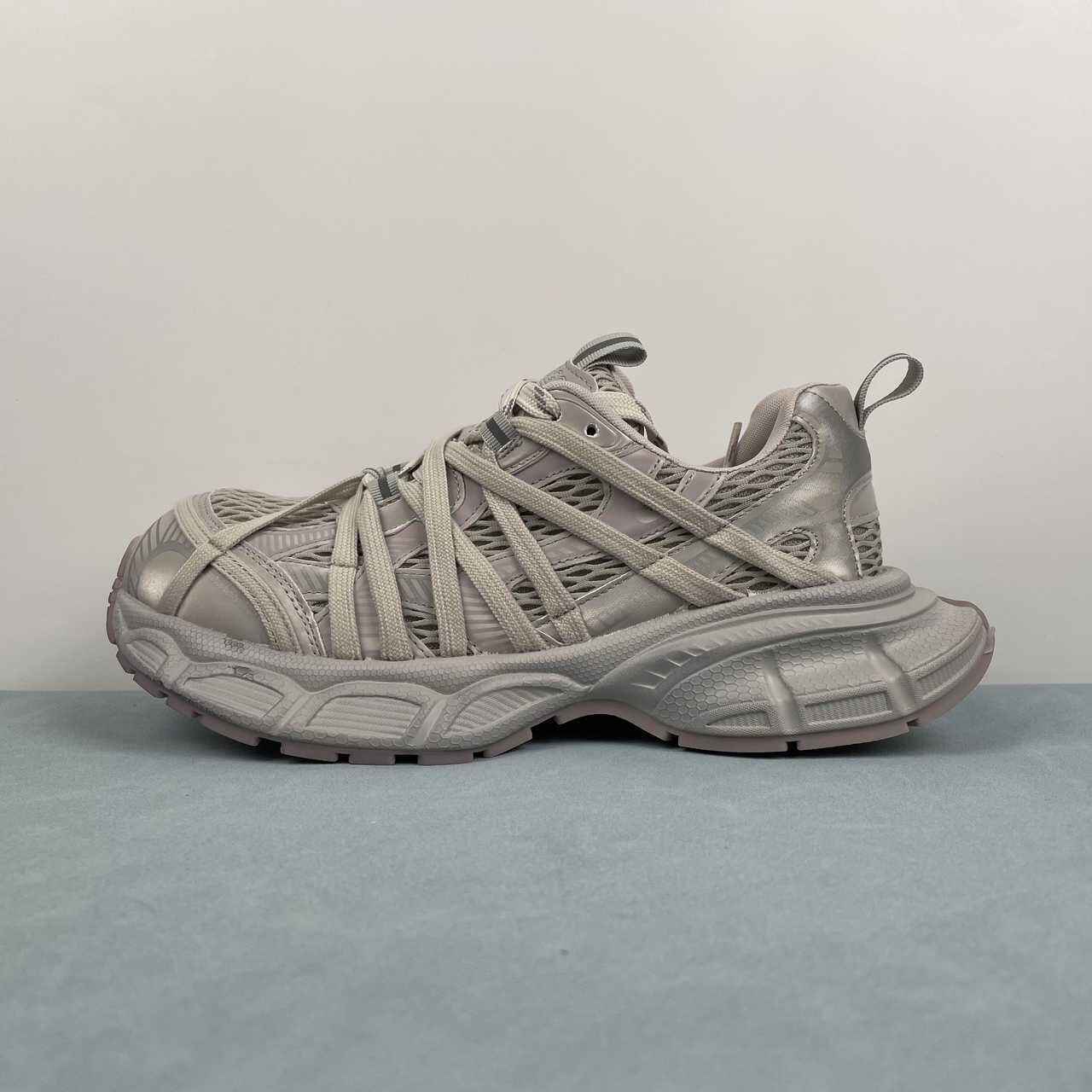 GG CC classic casual sneakers versatile dad shoes