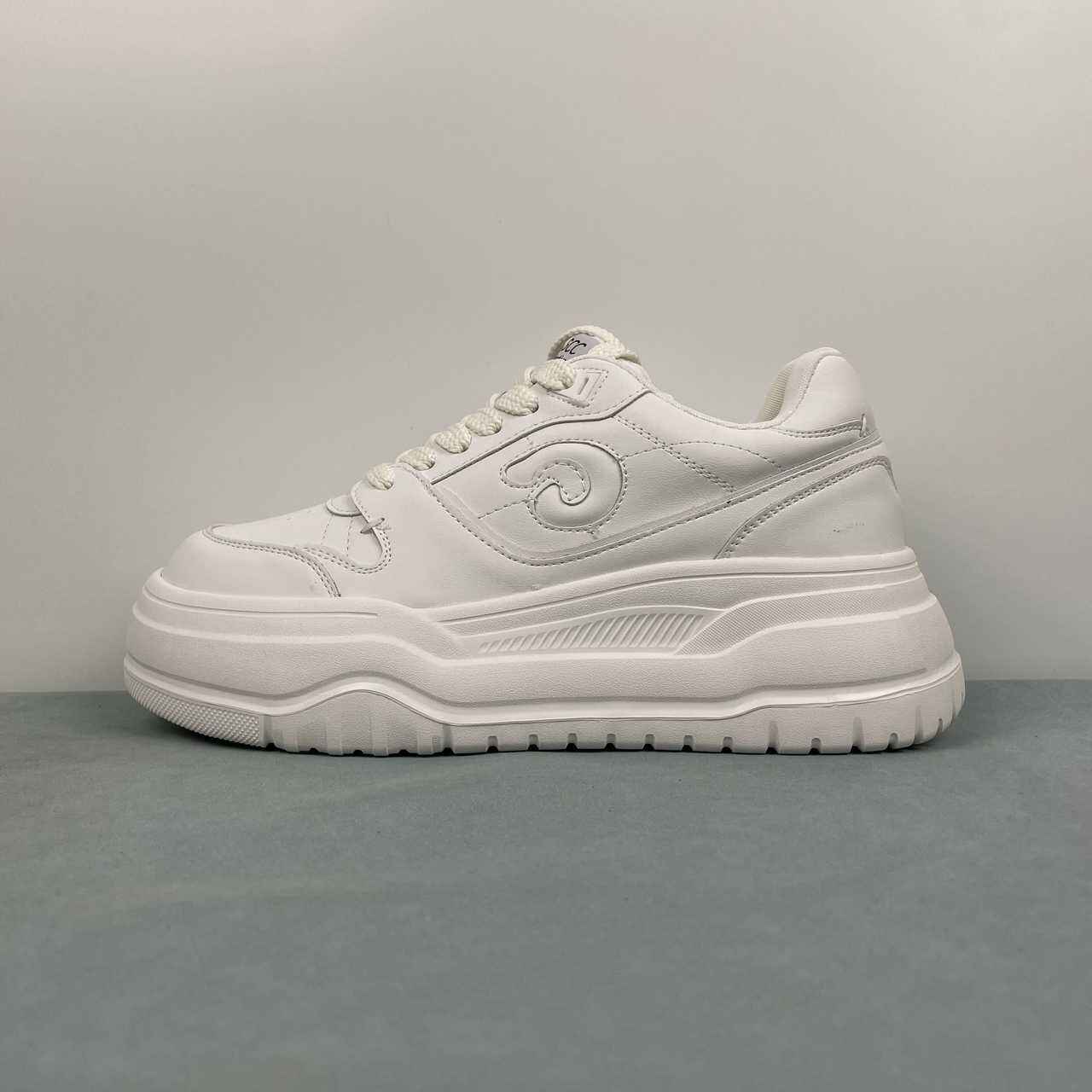GG-CC thick-soled white shoes casual shoes
