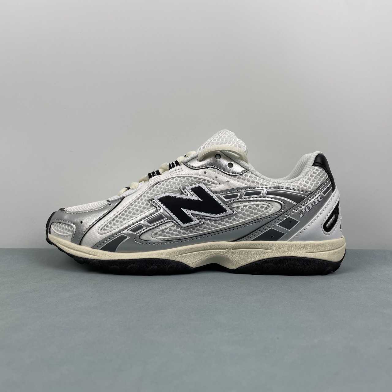 New Balance Runing Shoes