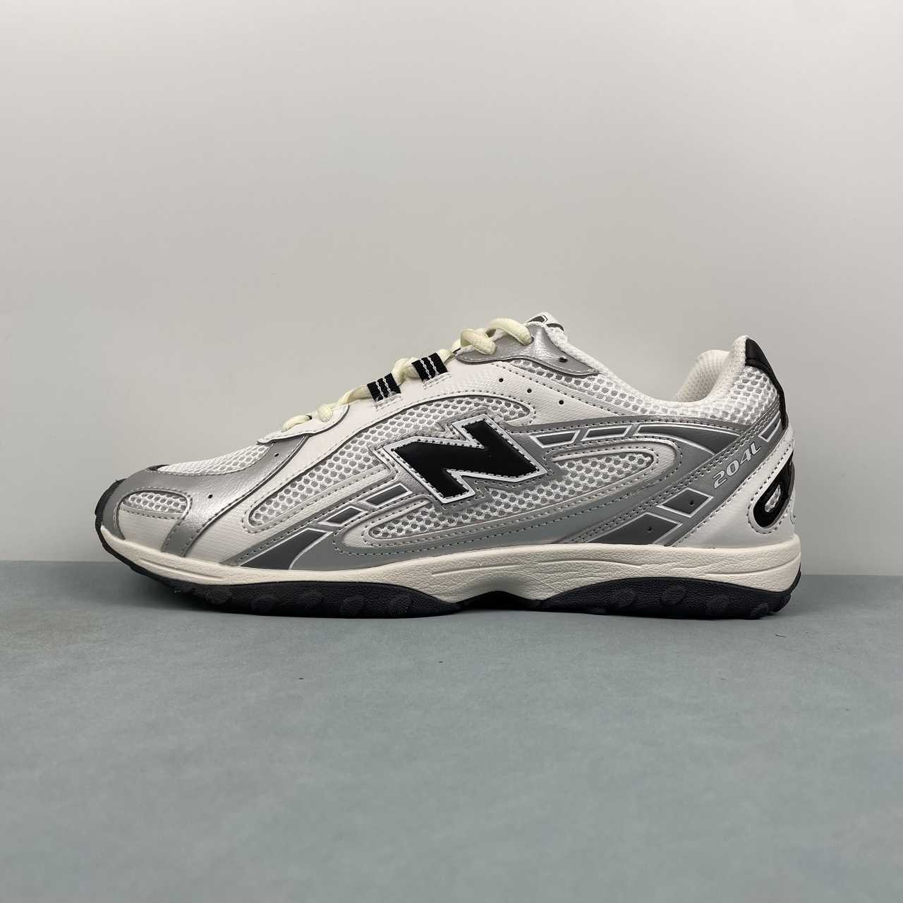 New Balance Runing Shoes
