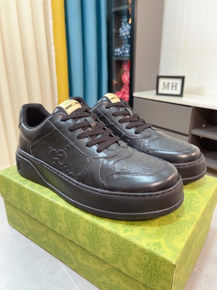 Gucci shoes