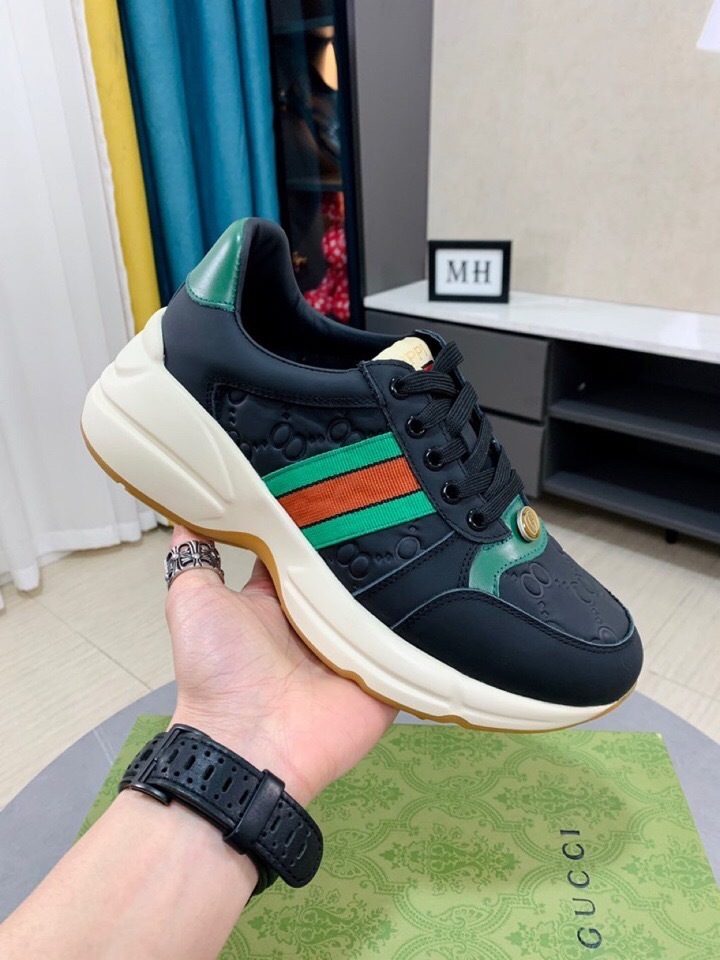 Gucci shoes