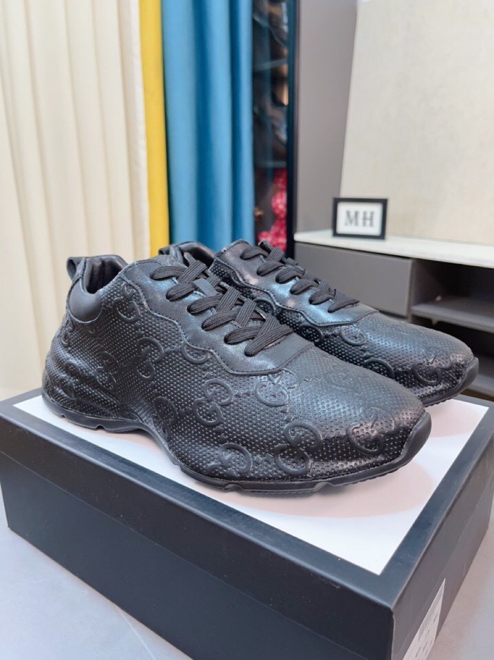 Gucci shoes