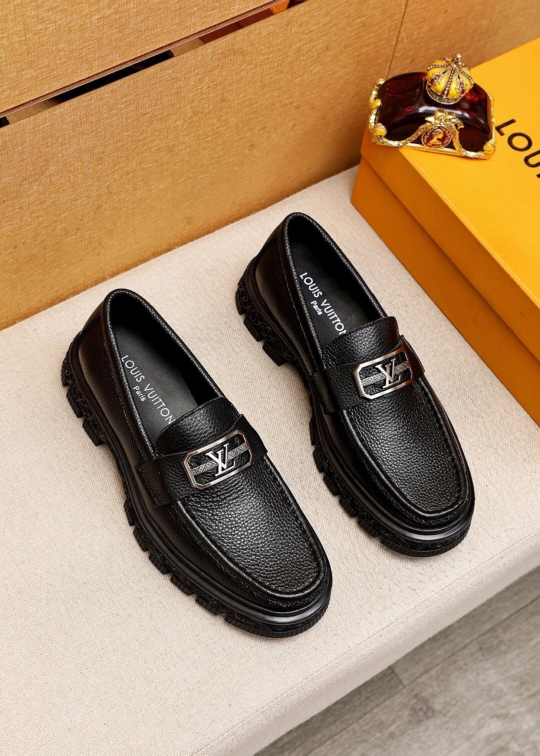 Gucci shoes